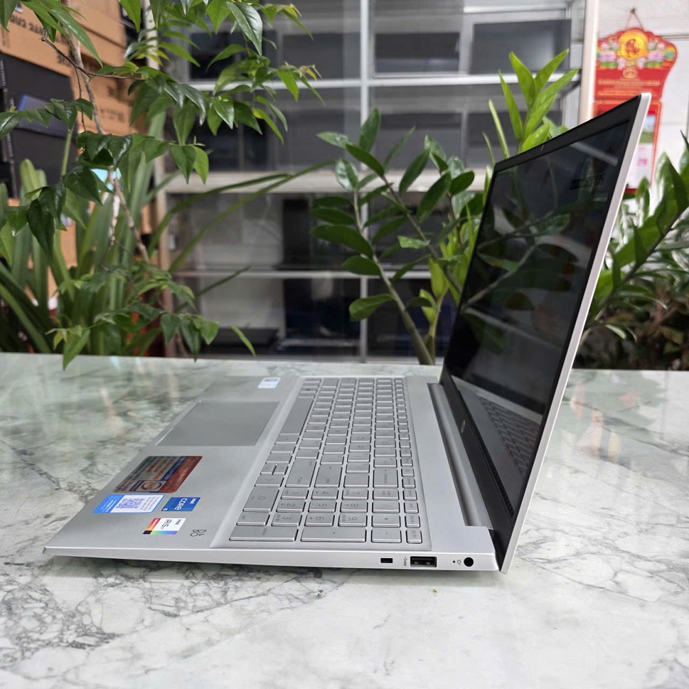 HP Pavilion 15-eg0539TU (4P5G6PA) VỎ NHÔM NGUYÊN KHỐI CORE I5-1135G7 RAM 8GB SSD 256GB MÀN HÌNH : 15.6 Inch IPS 