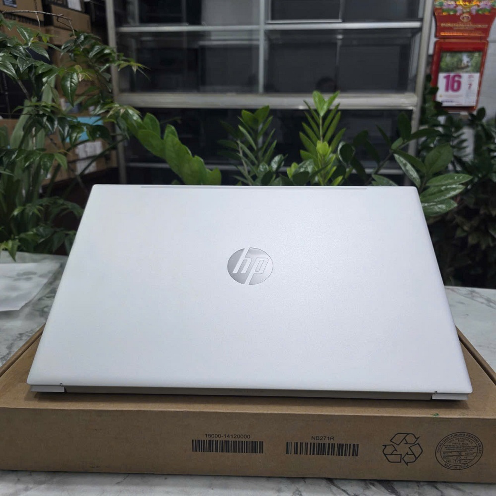 HP Pavilion 15-eg2083TU 7C0W9PA VỎ NHÔM NGUYÊN KHỐI CORE I5-1240P RAM 8GB SSD 512GB MÀN HÌNH : 15.6''IPS