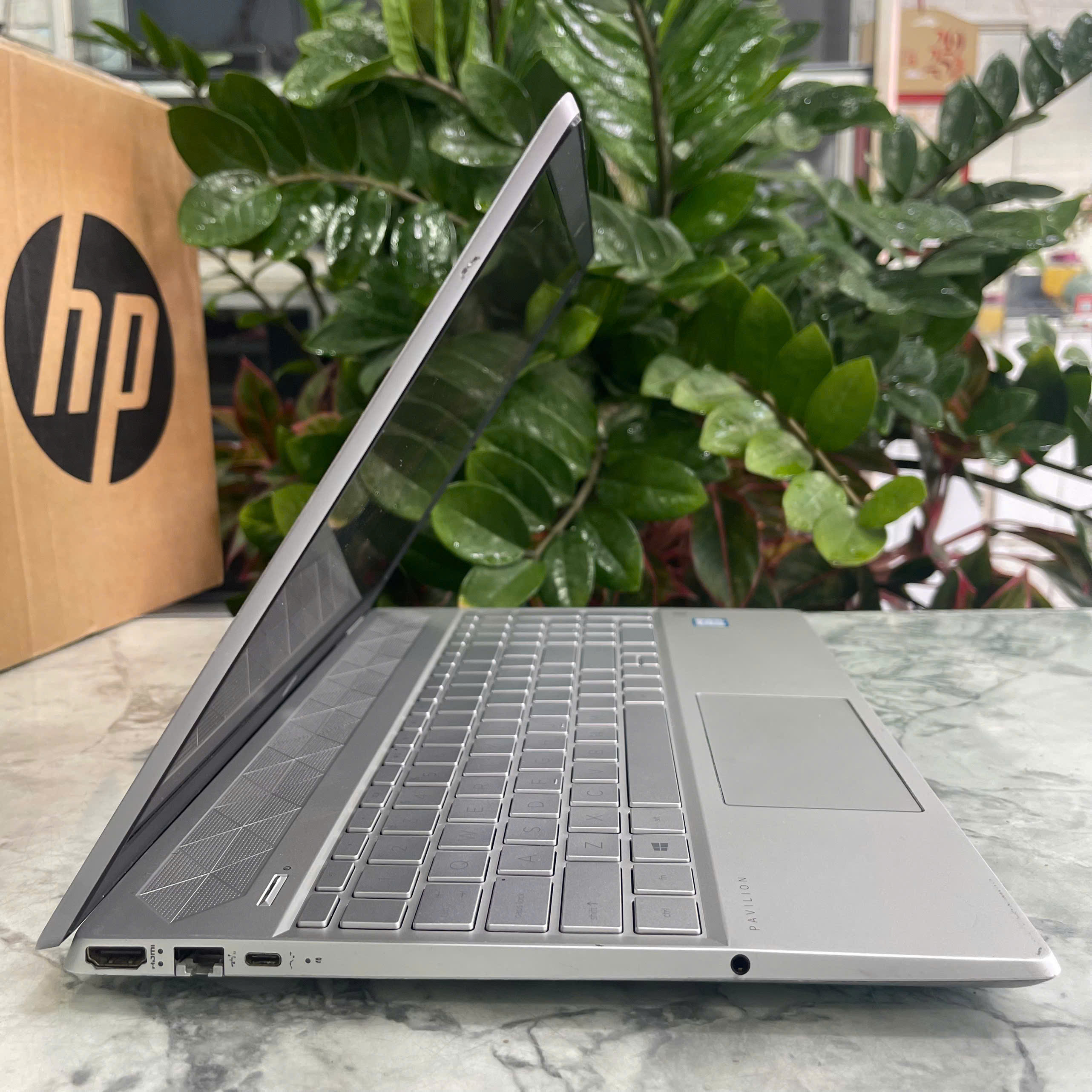 HP Pavilion Laptop 15-cs0xxx Core I5 - 8250U Ram 16gb SSd 128GB Và 500GB HDD Màn : 15.6 Inch FullHD 60Hz