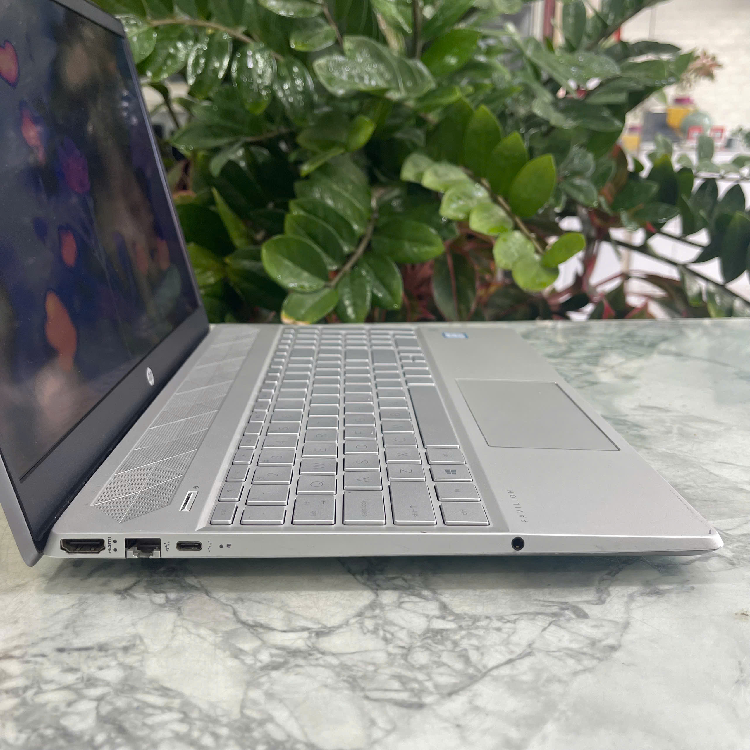 HP Pavilion Laptop 15-cs0xxx Core I5 - 8250U Ram 16gb SSd 128GB Và 500GB HDD Màn : 15.6 Inch FullHD 60Hz