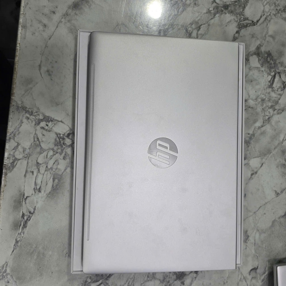 HP PROBOOK 440 G8 VỎ NHÔM NGUYÊN KHỐI CORE I5-1135G7 RAM 8GB SSD 256GB MÀN HÌNH : 14.0″IPS👉GÍA : 8.900.000 vnđ
