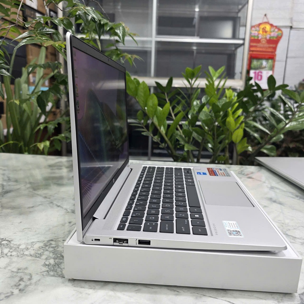 HP PROBOOK 440 G8 VỎ NHÔM NGUYÊN KHỐI CORE I5-1135G7 RAM 8GB SSD 256GB MÀN HÌNH : 14.0″IPS👉GÍA : 8.900.000 vnđ