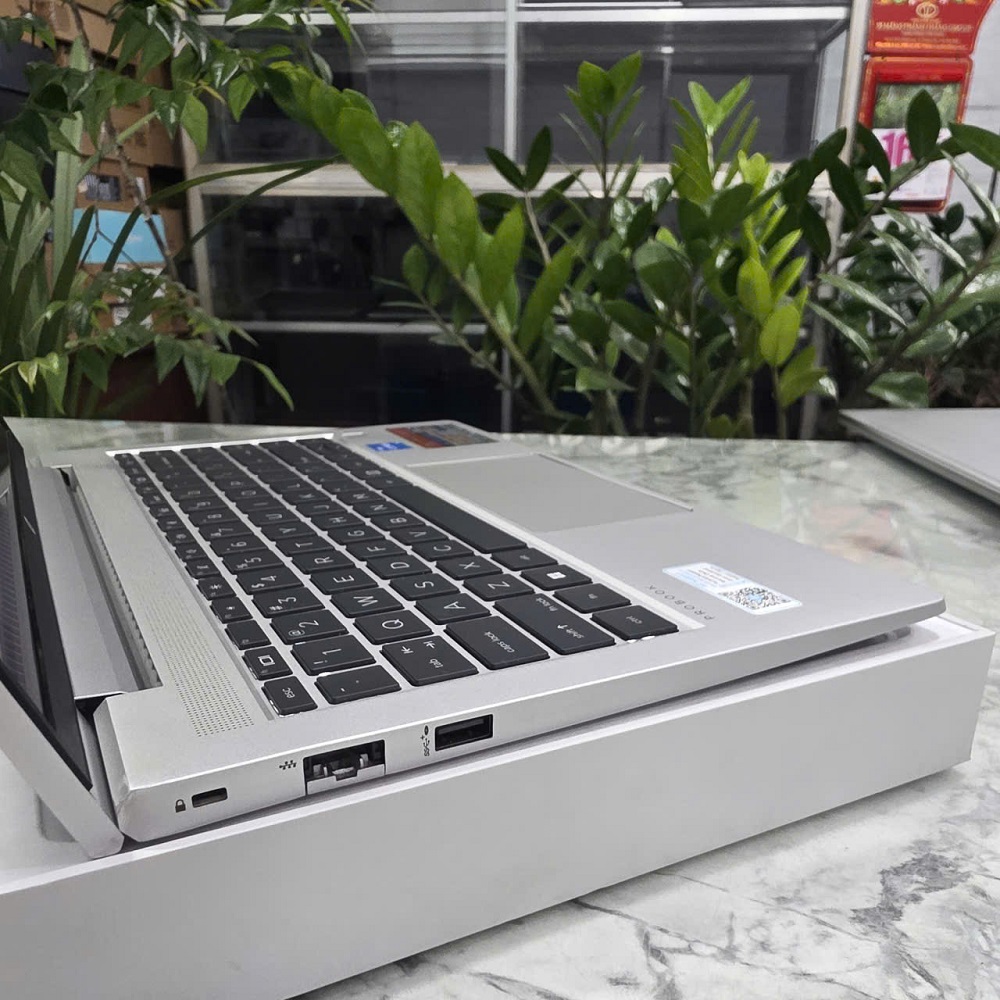 HP PROBOOK 440 G8 VỎ NHÔM NGUYÊN KHỐI CORE I5-1135G7 RAM 8GB SSD 256GB MÀN HÌNH : 14.0″IPS👉GÍA : 8.900.000 vnđ