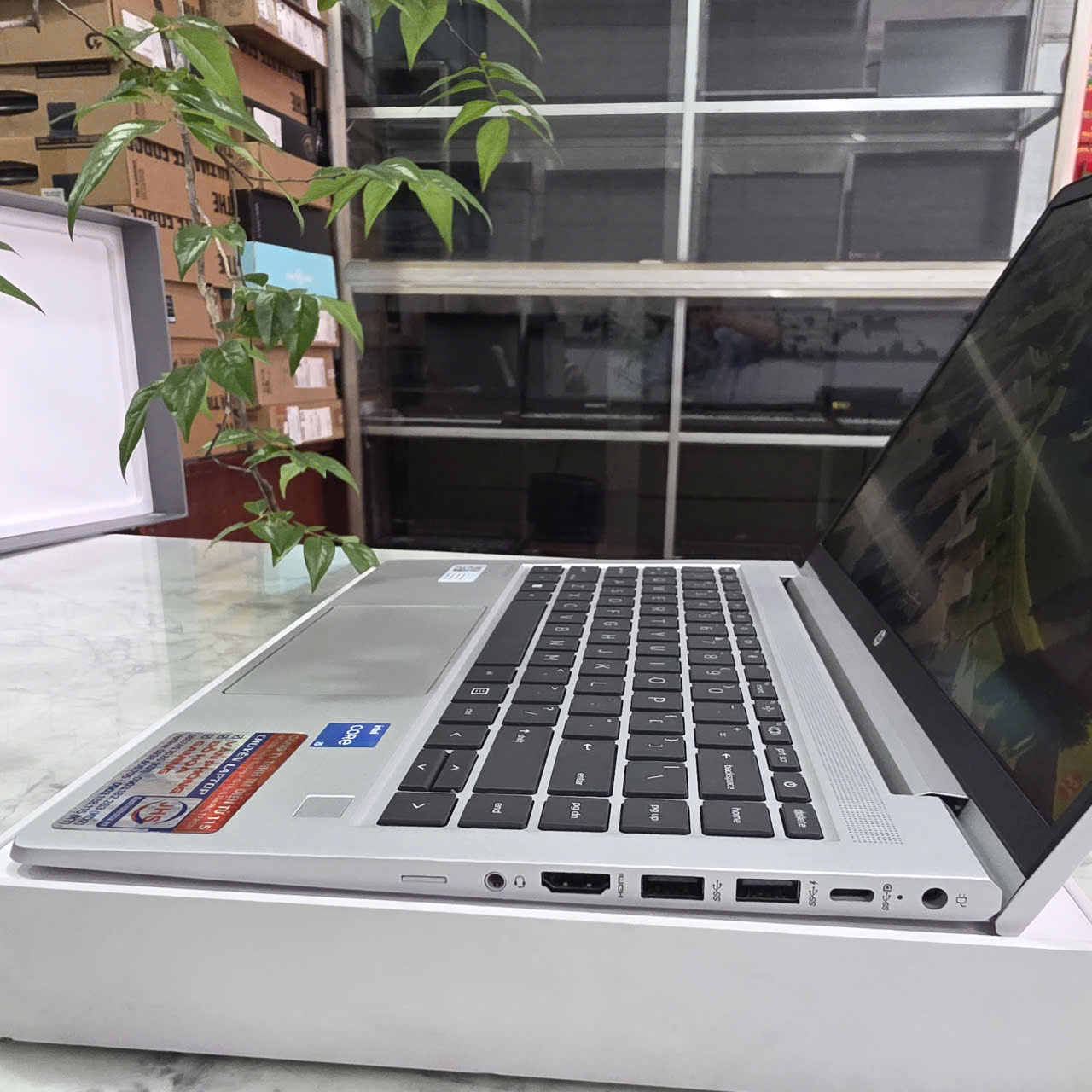 HP PROBOOK 440 G9 (Máy Like New- Vỏ Nhôm Nguyên Khối ) CORE I5-1235U RAM 16GB SSD 512Gb MÀN HÌNH : 14'' IPS