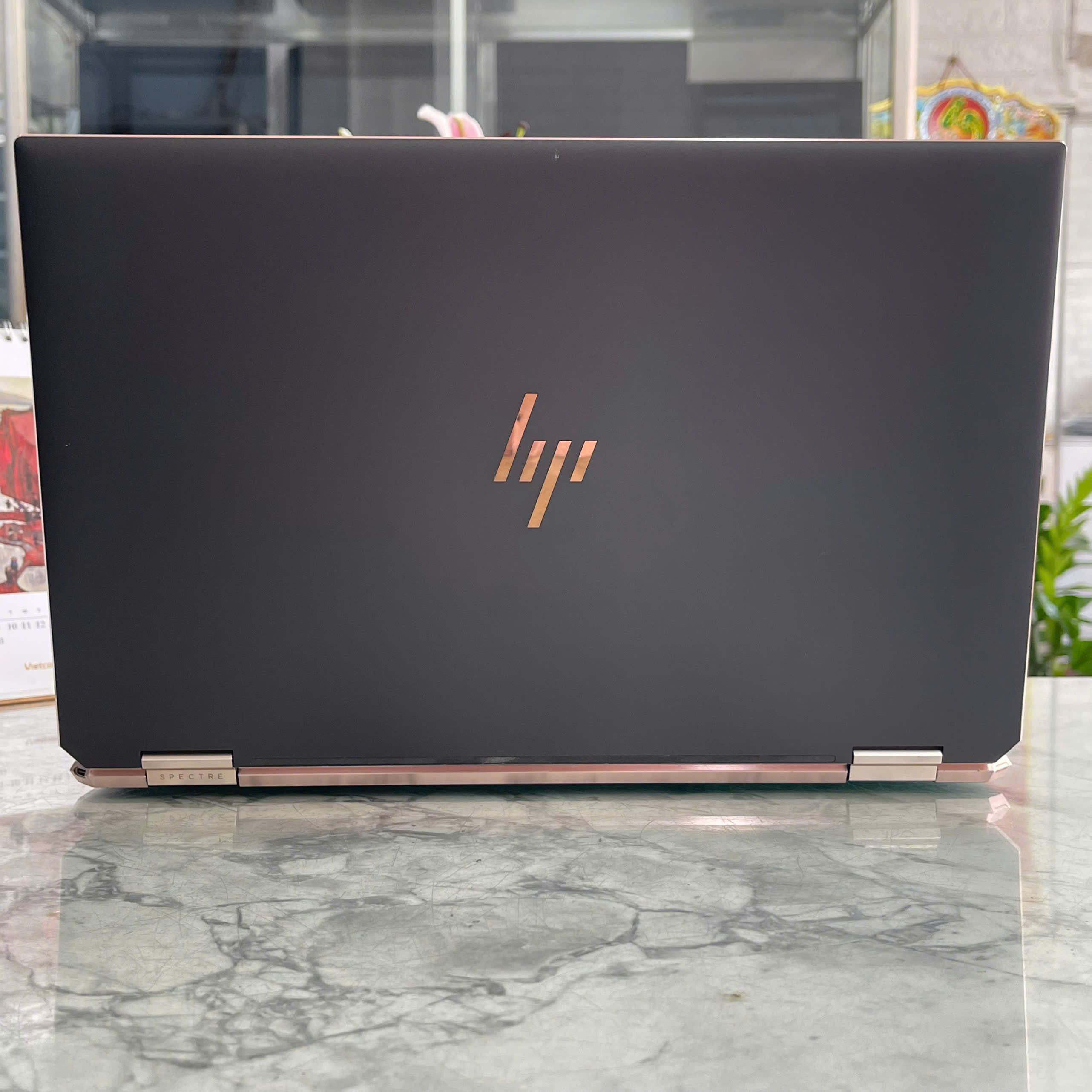 HP Spectre x360 15 (MÁY LIKENEW - GÍA TỐT ) Core I7-10510U Ram 16Gb Ssd 512Gb Nvidia MX330 Màn Hình 15.6″Inch 4K UHD TouchScreen Xoay Gập 360º