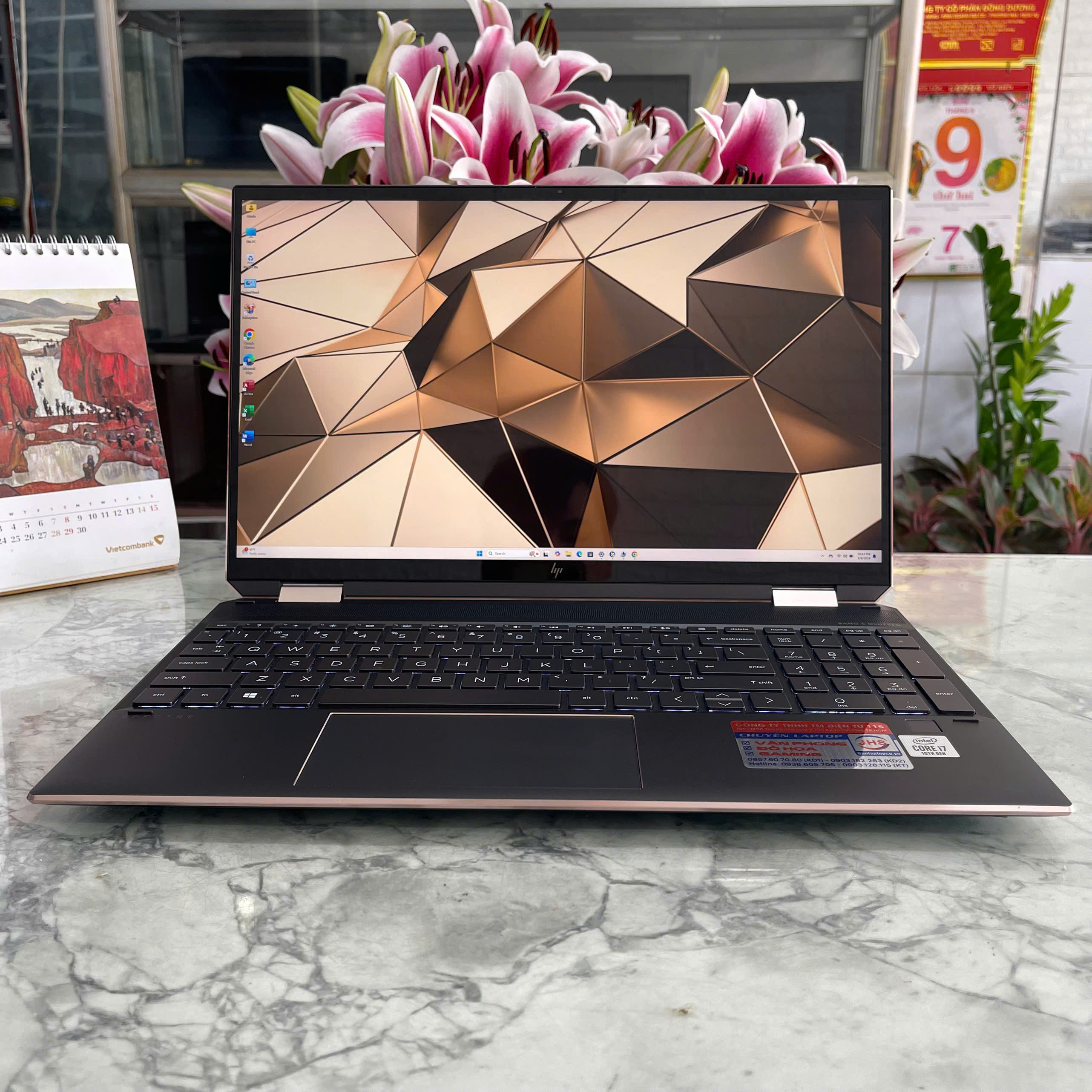 HP Spectre x360 15 (MÁY LIKENEW - GÍA TỐT ) Core I7-10510U Ram 16Gb Ssd 512Gb Nvidia MX330 Màn Hình 15.6″Inch 4K UHD TouchScreen Xoay Gập 360º