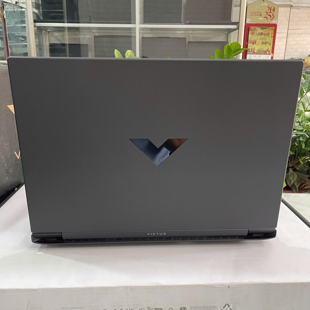 HP VICTUS 16-s0077AX Máy LikeNew Ryzen 7-7840HS RAM 16GB SSD 512GB RTX™ 3050 6GB MÀN HÌNH : 16.1 Inch FHD 144Hz 