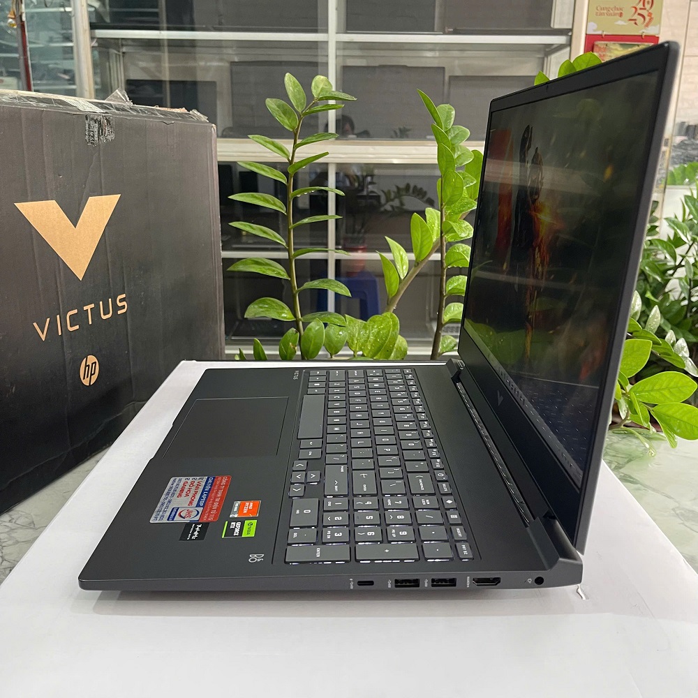 HP VICTUS 16-s0077AX Máy LikeNew Ryzen 7-7840HS RAM 16GB SSD 512GB RTX™ 3050 6GB MÀN HÌNH : 16.1 Inch FHD 144Hz 