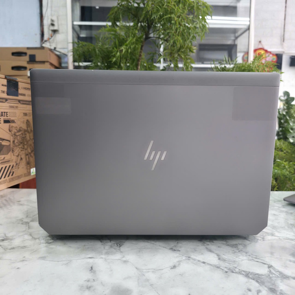 HP ZBook 15 G5 CORE I7-8850H RAM 16GB { MÁY TRẠM ĐỒ HỌA GIÁ RẺ } SSD 512GB VÀ 500GB HDD Quadro P1000 4GB MÀN HÌNH : 15.6 Inch FHD IPS