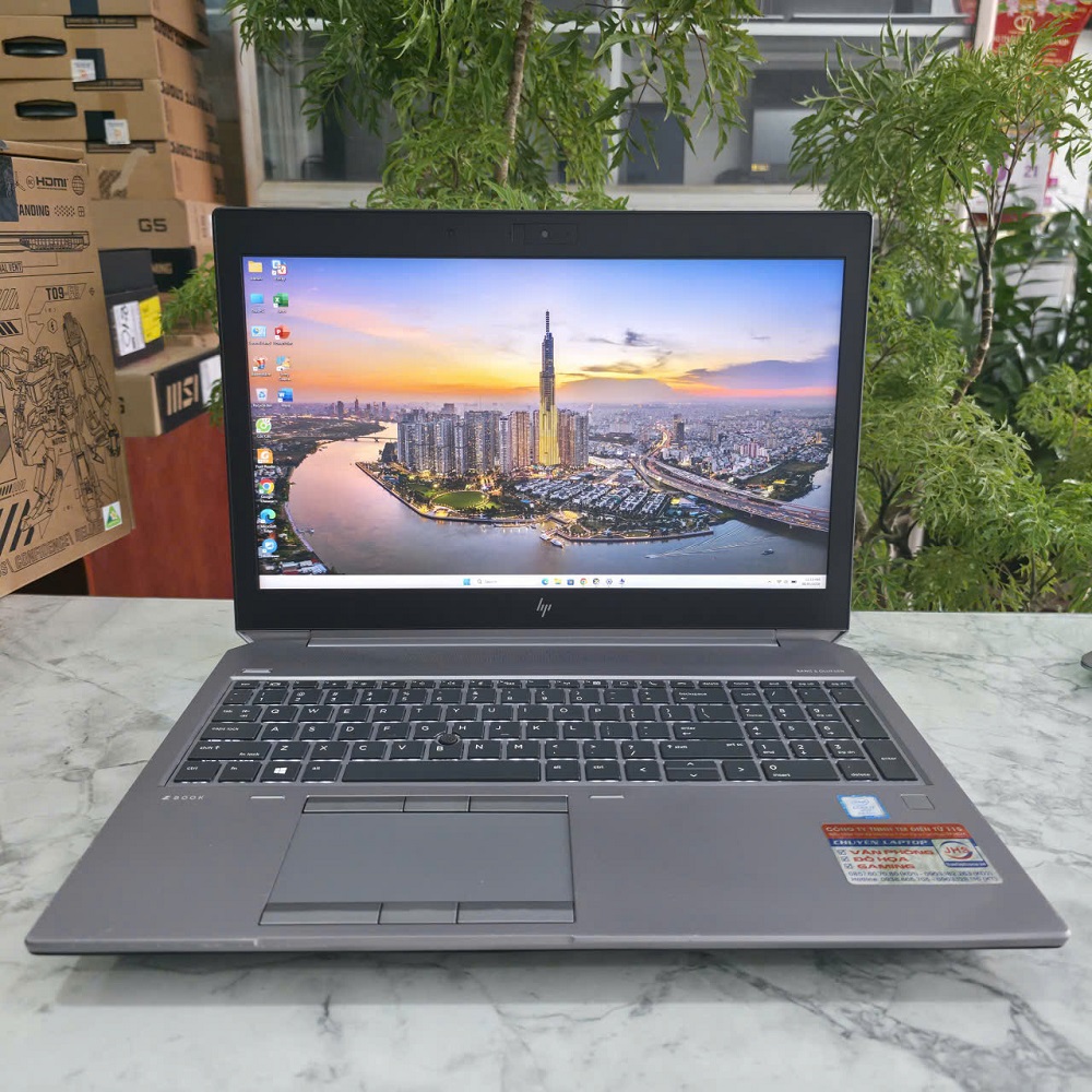 HP ZBook 15 G5 CORE I7-8850H RAM 16GB { MÁY TRẠM ĐỒ HỌA GIÁ RẺ } SSD 512GB VÀ 500GB HDD Quadro P1000 4GB MÀN HÌNH : 15.6 Inch FHD IPS