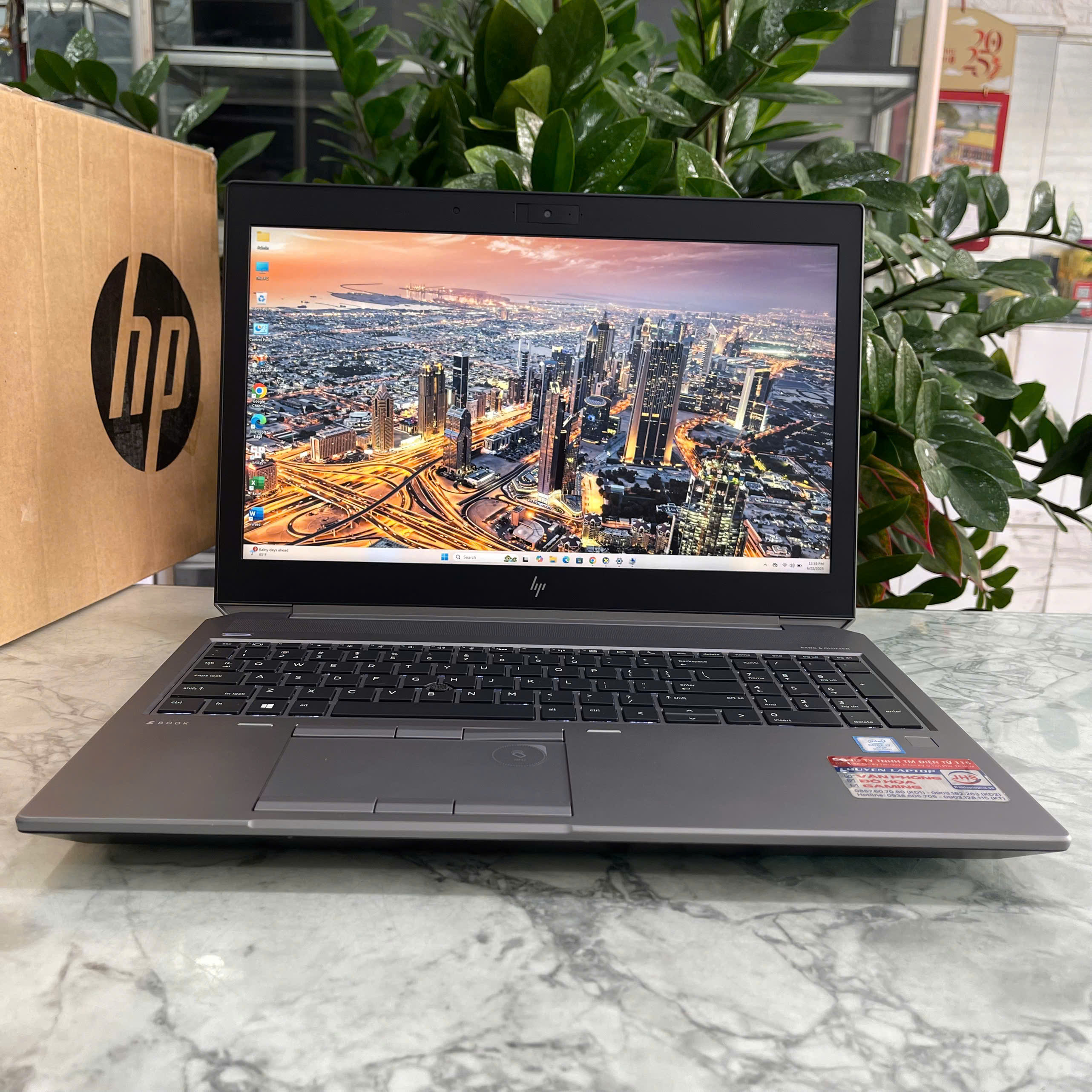 HP ZBook 15 G6 Core I7-9850H Ram 32GB Ssd 512GB Và 1.000GB HDD Quadro T2000(4GB GDDR5) Màn hình : 15.6 Inch FHD IPS