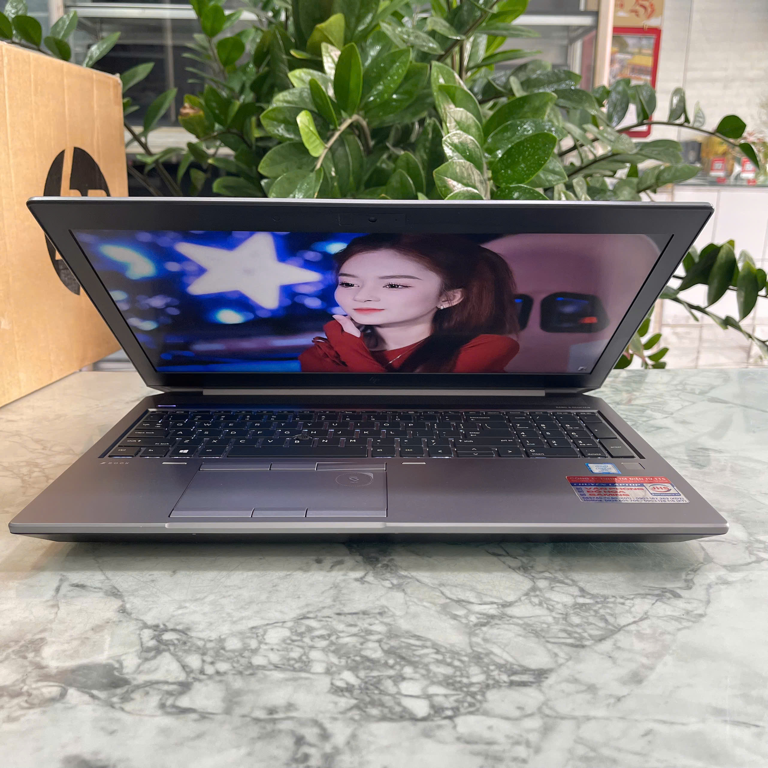 HP ZBook 15 G6 Core I7-9850H Ram 32GB Ssd 512GB Và 1.000GB HDD Quadro T2000(4GB GDDR5) Màn hình : 15.6 Inch FHD IPS