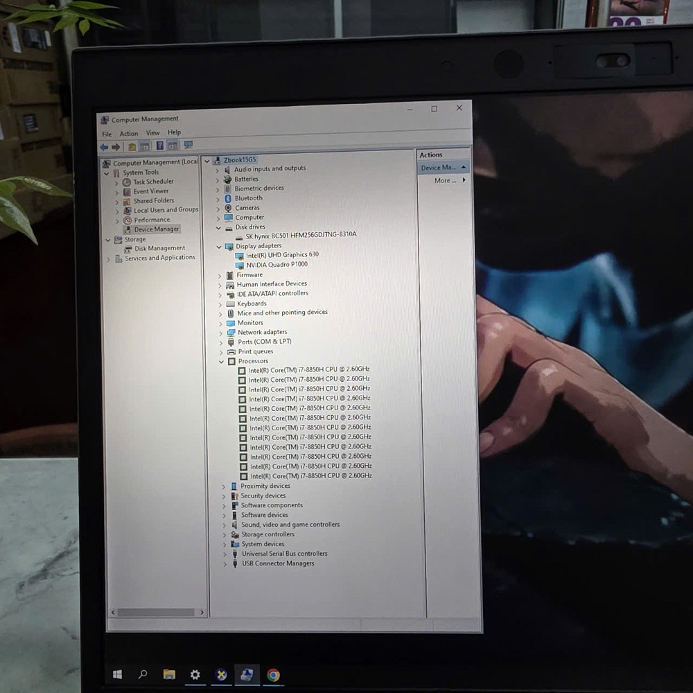 HP ZBook Studio G5 CORE I7-8850H RAM 16GB { MÁY TRẠM ĐỒ HỌA GIÁ RẺ } SSD 256GB Quadro P1000 4GB MÀN HÌNH : 15.6 Inch FHD IPS