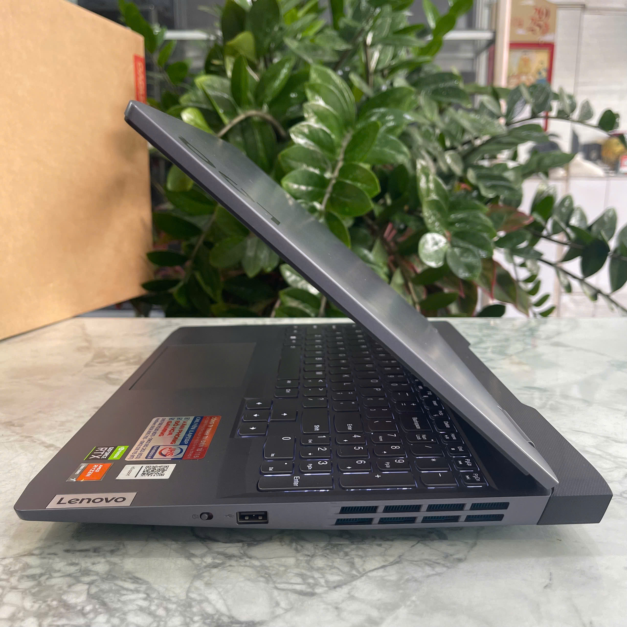  Lenovo 15APH8 (Máy LikeNew) Ryzen 7- 7840HS Ram 16GB Ssd 512GB RTX 4060 8GB Màn Hình 15.6 Inch IPS FHD 144Hz