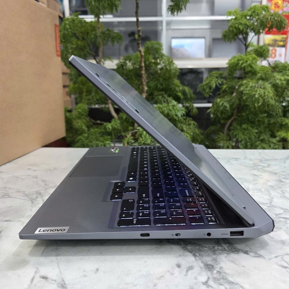 Lenovo Gaming LOQ 15ARP9 RYZEN 5 7235HS RAM 12GB SSD 512GB RTX 4050 6GB MÀN HÌNH : 15.6 Inch IPS 144Hz 100% sRGB