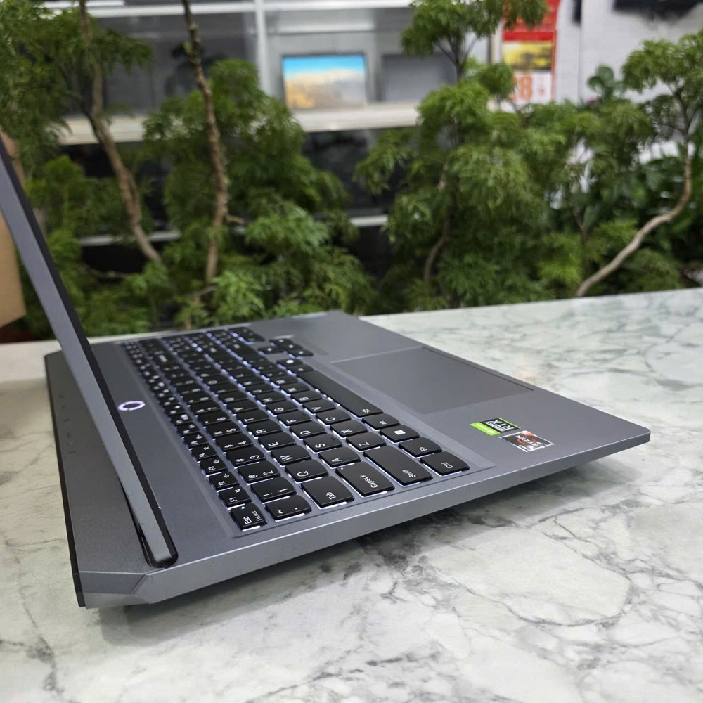 Lenovo Gaming LOQ 15ARP9 RYZEN 5 7235HS RAM 12GB SSD 512GB RTX 4050 6GB MÀN HÌNH : 15.6 Inch IPS 144Hz 100% sRGB