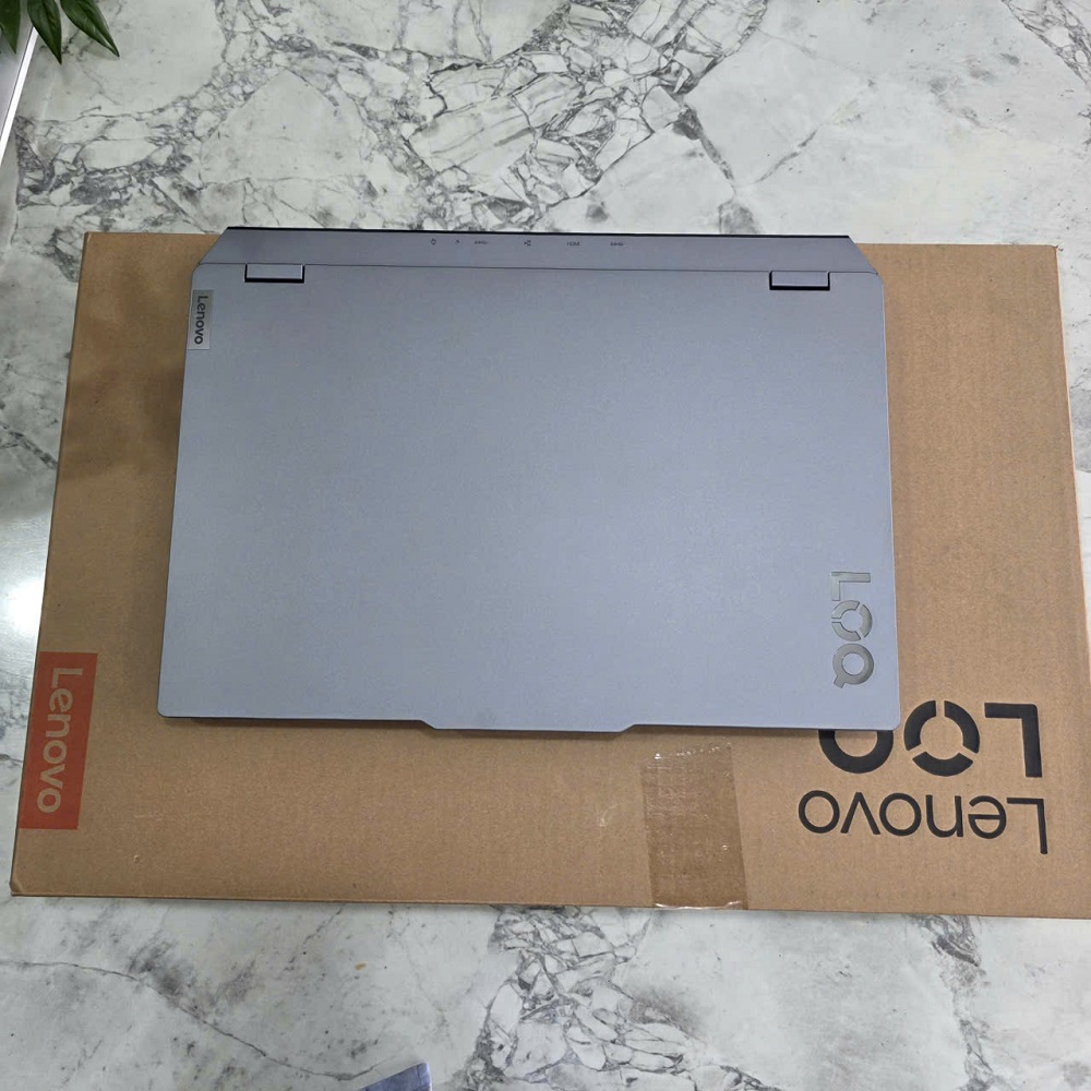 Lenovo Gaming LOQ 15IAX9 CORE I5-12450HX RAM 12GB SSD 512GB RTX 3050 6GB MÀN HÌNH : 15.6 Inch IPS 144Hz