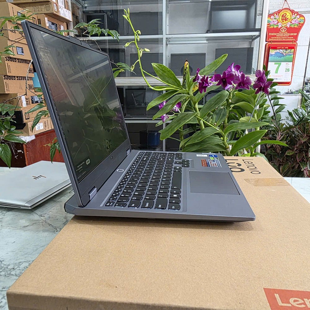 Lenovo Gaming LOQ 15IAX9 CORE I5-12450HX RAM 12GB SSD 512GB RTX 3050 6GB MÀN HÌNH : 15.6 Inch IPS 144Hz