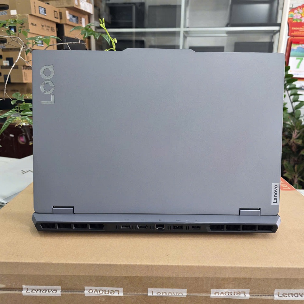 Lenovo Gaming LOQ 15IAX9 CORE I5-12450HX RAM 12GB SSD 512GB RTX 3050 6GB MÀN HÌNH : 15.6 Inch IPS 144Hz