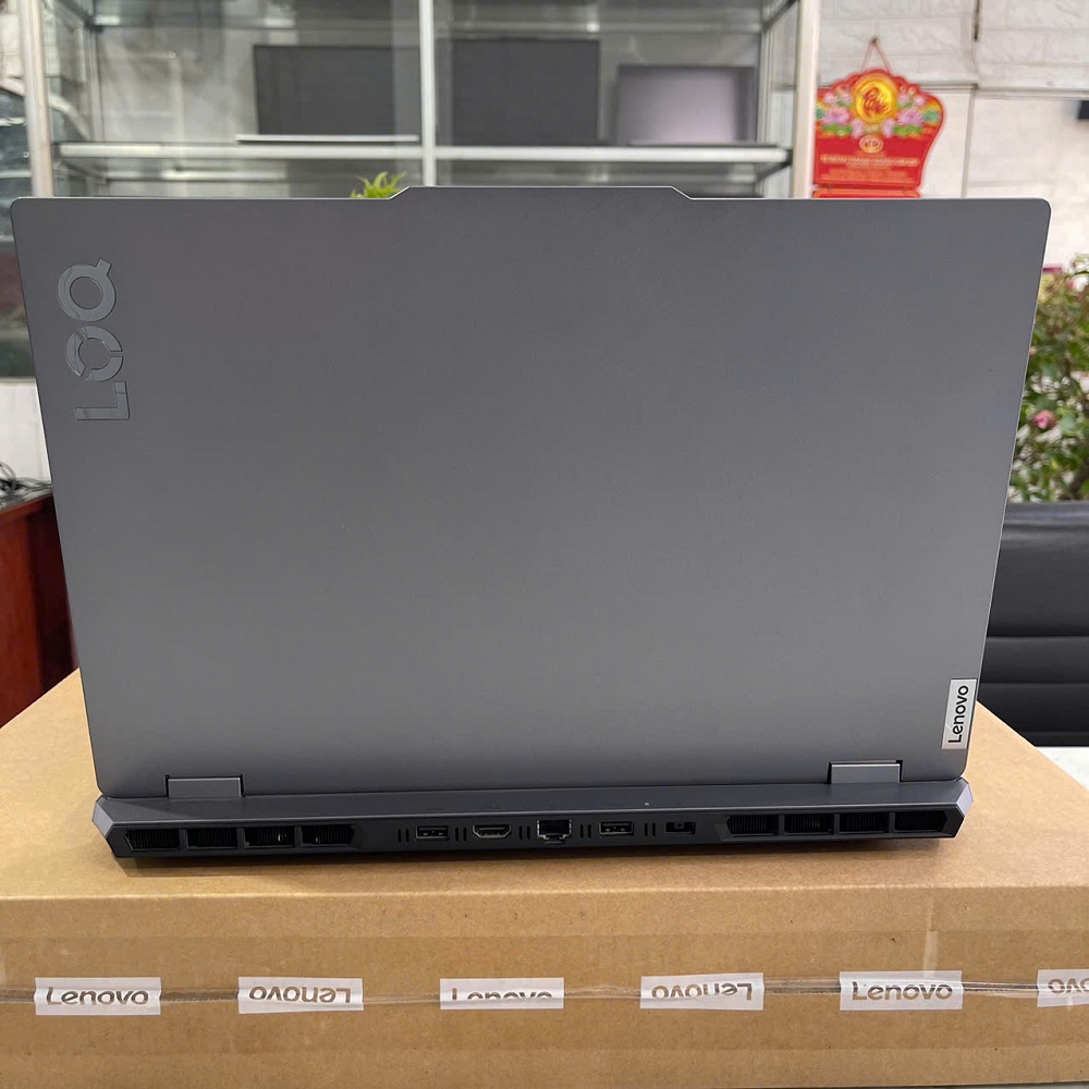 Lenovo Gaming LOQ 15IAX9 CORE I5-12450HX RAM 12GB SSD 512GB RTX 4050 6GB MÀN HÌNH : 15.6 Inch IPS FHD 144Hz