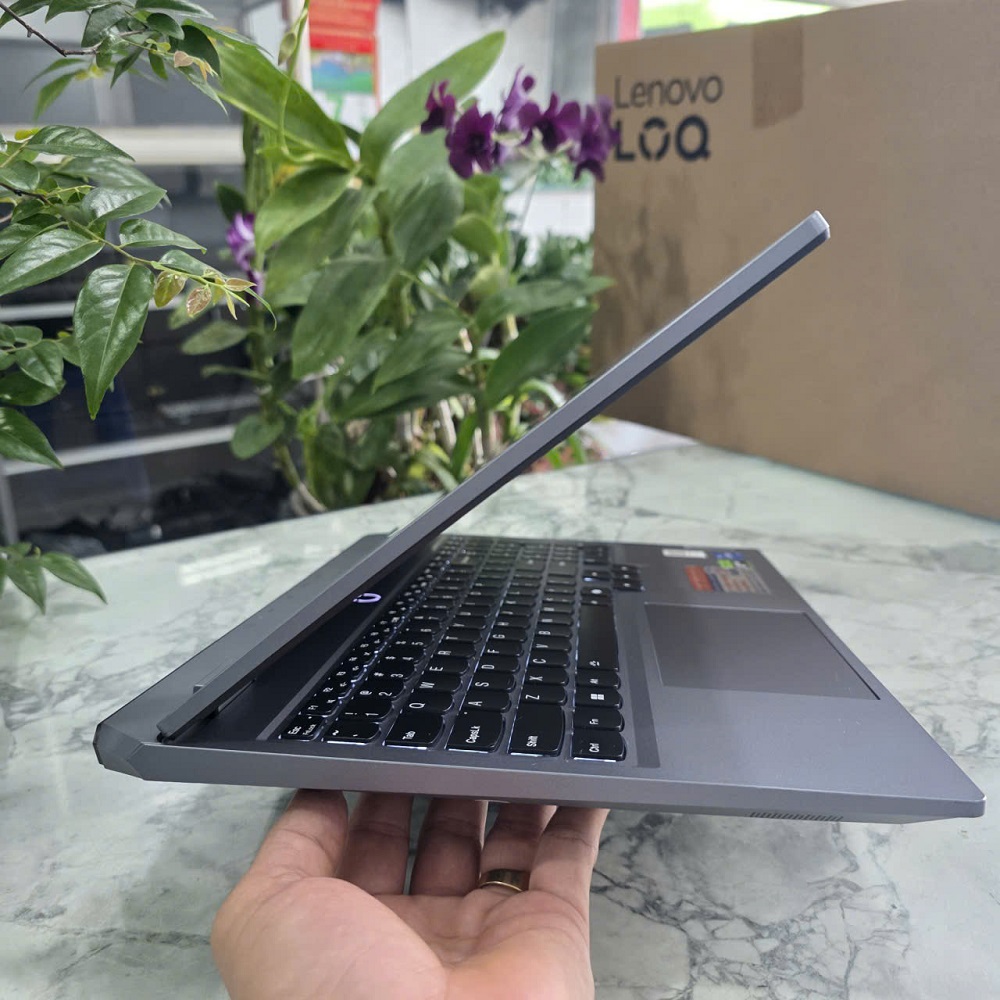Lenovo Gaming LOQ 15IAX9 CORE I5-12450HX RAM 12GB SSD 512GB RTX 3050 6GB MÀN HÌNH : 15.6 Inch IPS 144Hz