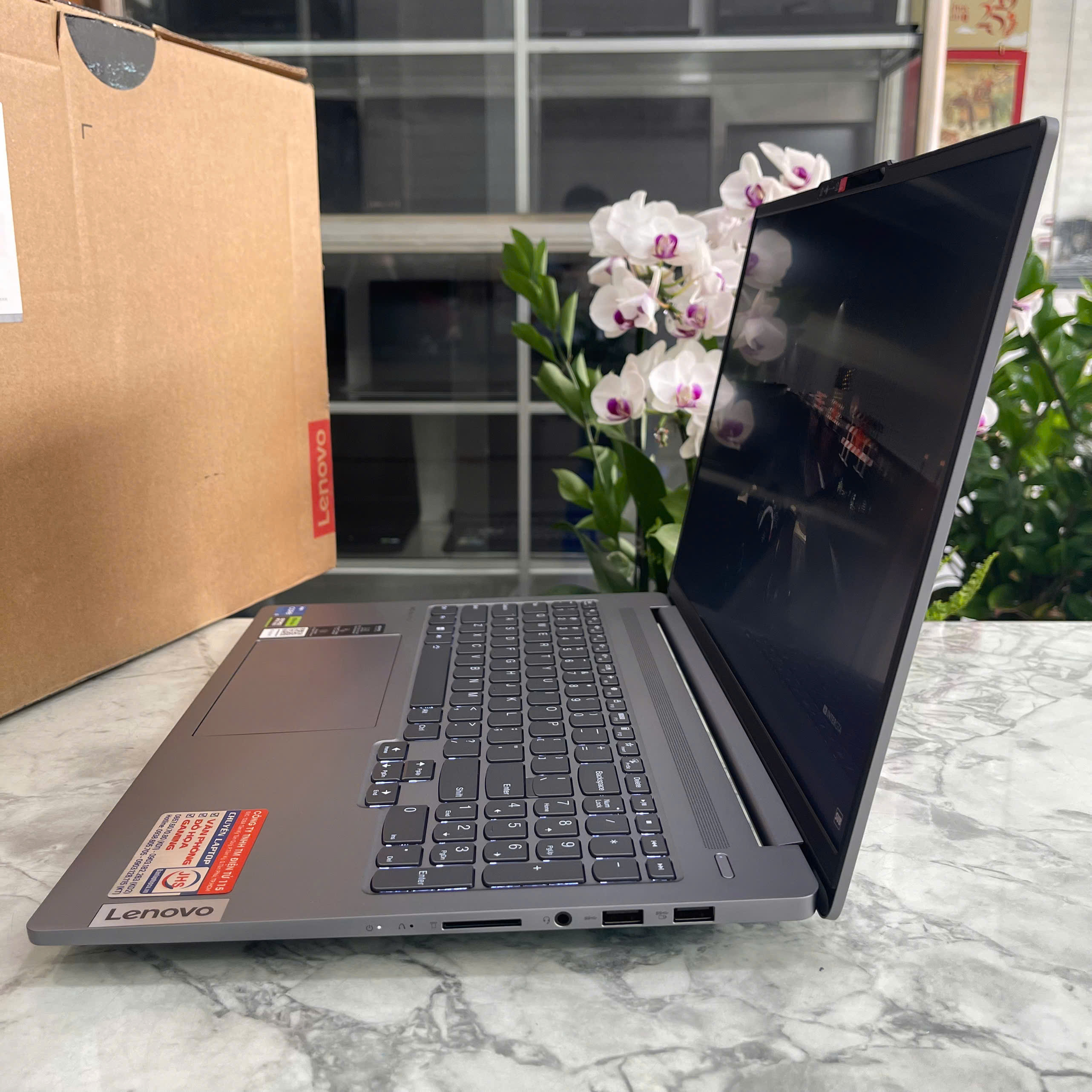 Lenovo Ideapad 5 Pro 16IRH8  Máy LikeNew-Còn Bảo Hành Hãng  Core I5-13500H RAM 16Gb SSD 1.000GB RTX 3050 6GB MÀN HÌNH :  16 Inch 2.5K 120Hz