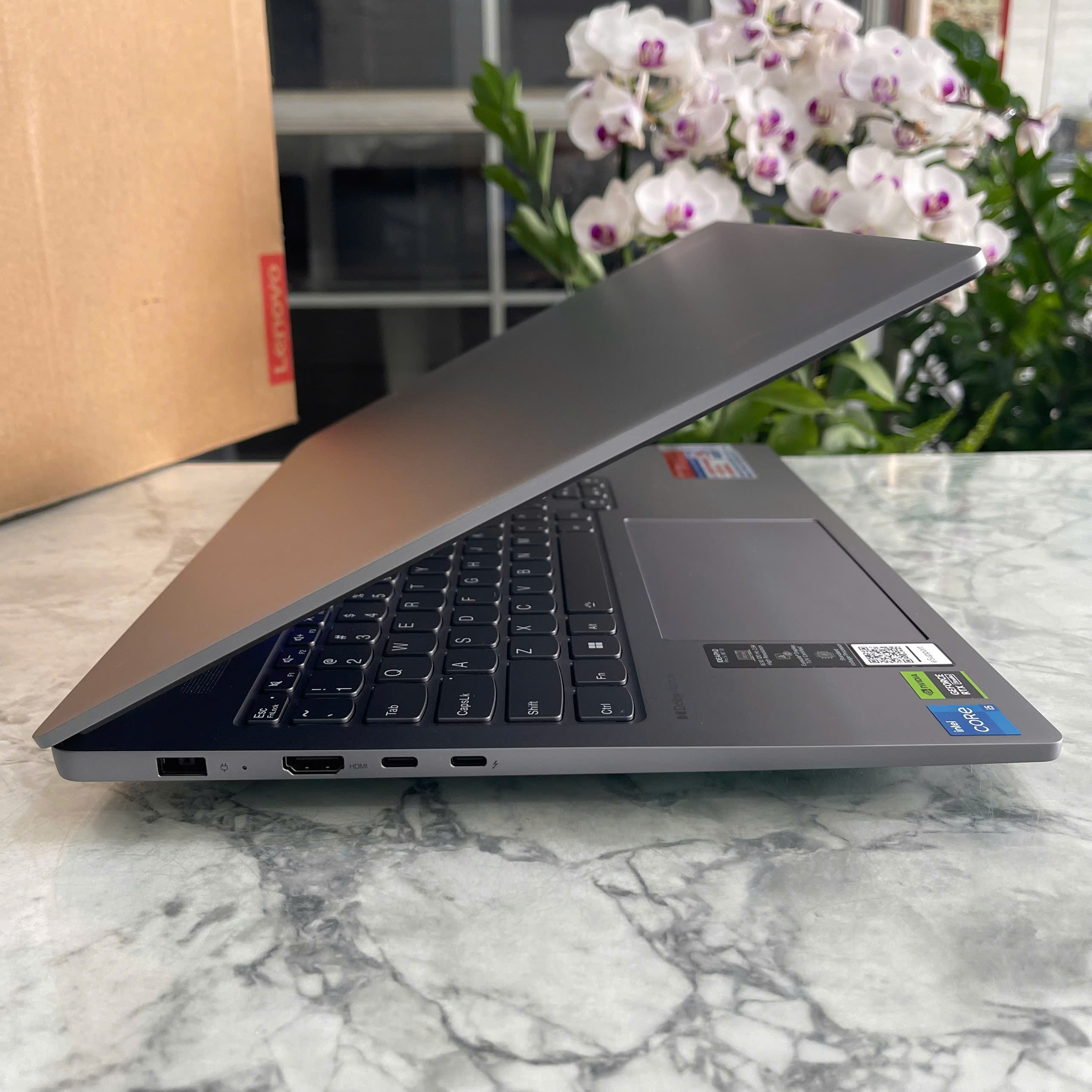 Lenovo Ideapad 5 Pro 16IRH8  Máy LikeNew-Còn Bảo Hành Hãng  Core I5-13500H RAM 16Gb SSD 1.000GB RTX 3050 6GB MÀN HÌNH :  16 Inch 2.5K 120Hz