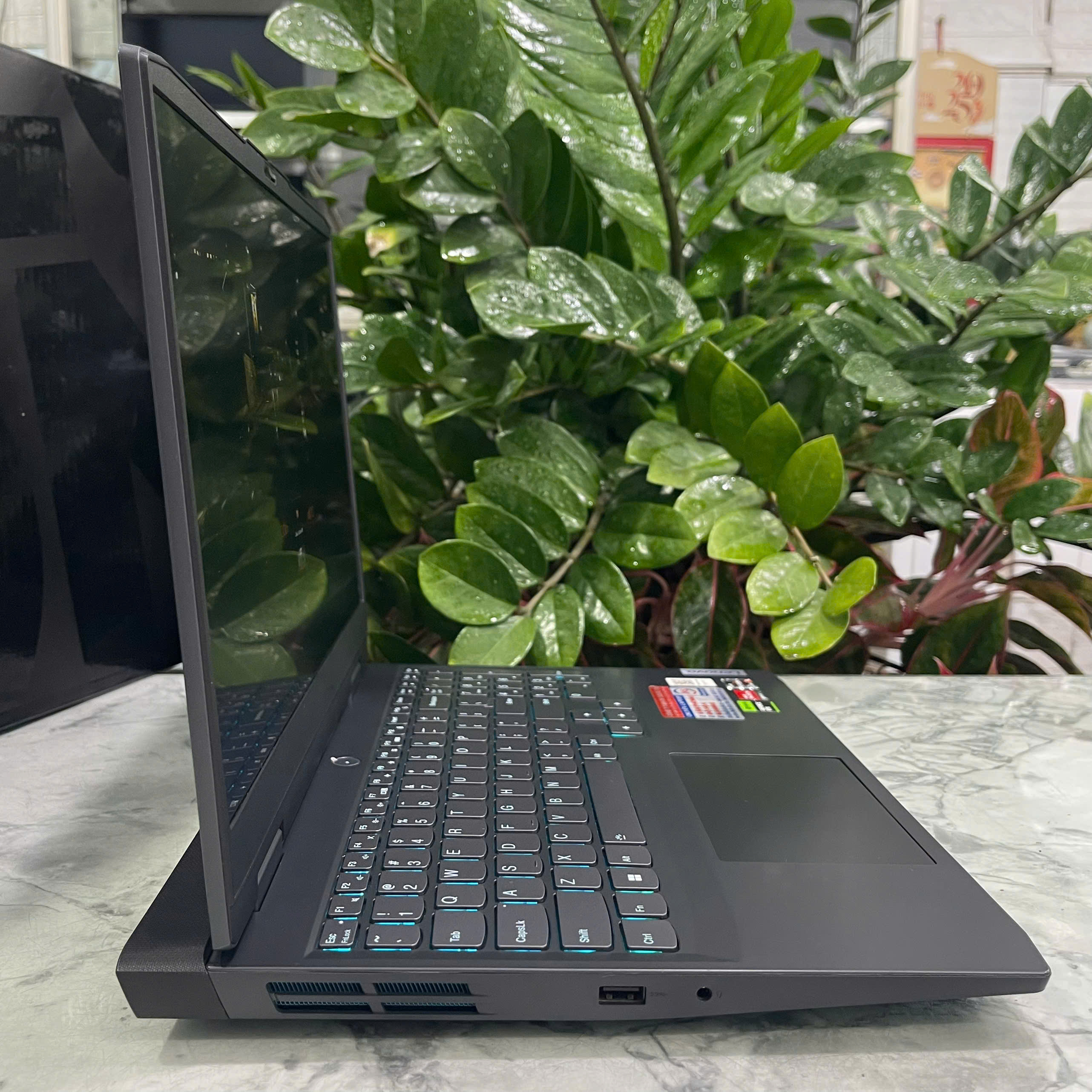 Lenovo IdeaPad Gaming 3 15ARH7 Máy LikeNew (BẢO HÀNH HÃNG) Ryzen 5 5600H Ram 16GB  Ssd 512gb VGA RTX3050 (4GB GDDR6) Màn 15,6" Fhd (1920x1080) IPS  120Hz
