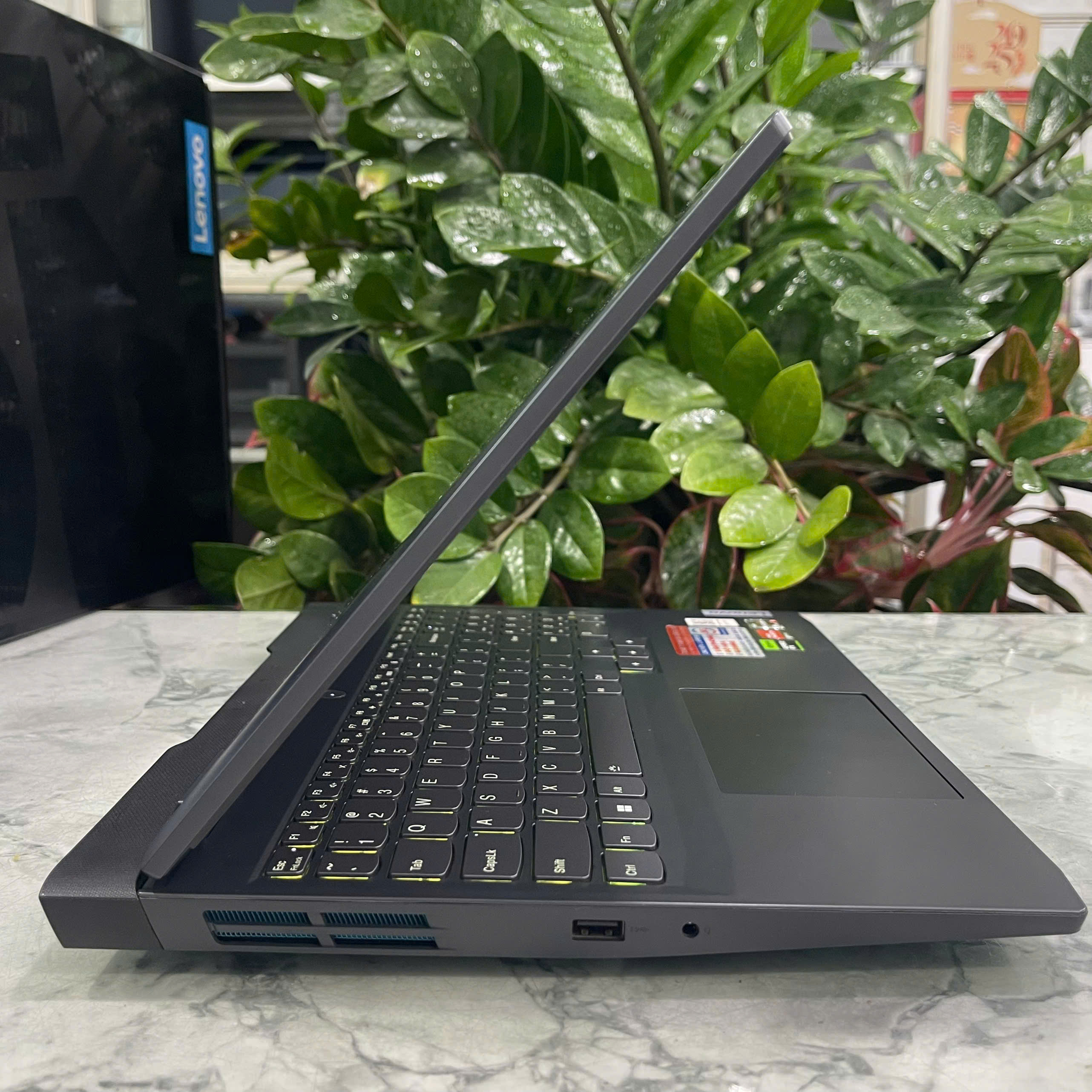 Lenovo IdeaPad Gaming 3 15ARH7 Máy LikeNew (BẢO HÀNH HÃNG) Ryzen 5 5600H Ram 16GB  Ssd 512gb VGA RTX3050 (4GB GDDR6) Màn 15,6" Fhd (1920x1080) IPS  120Hz