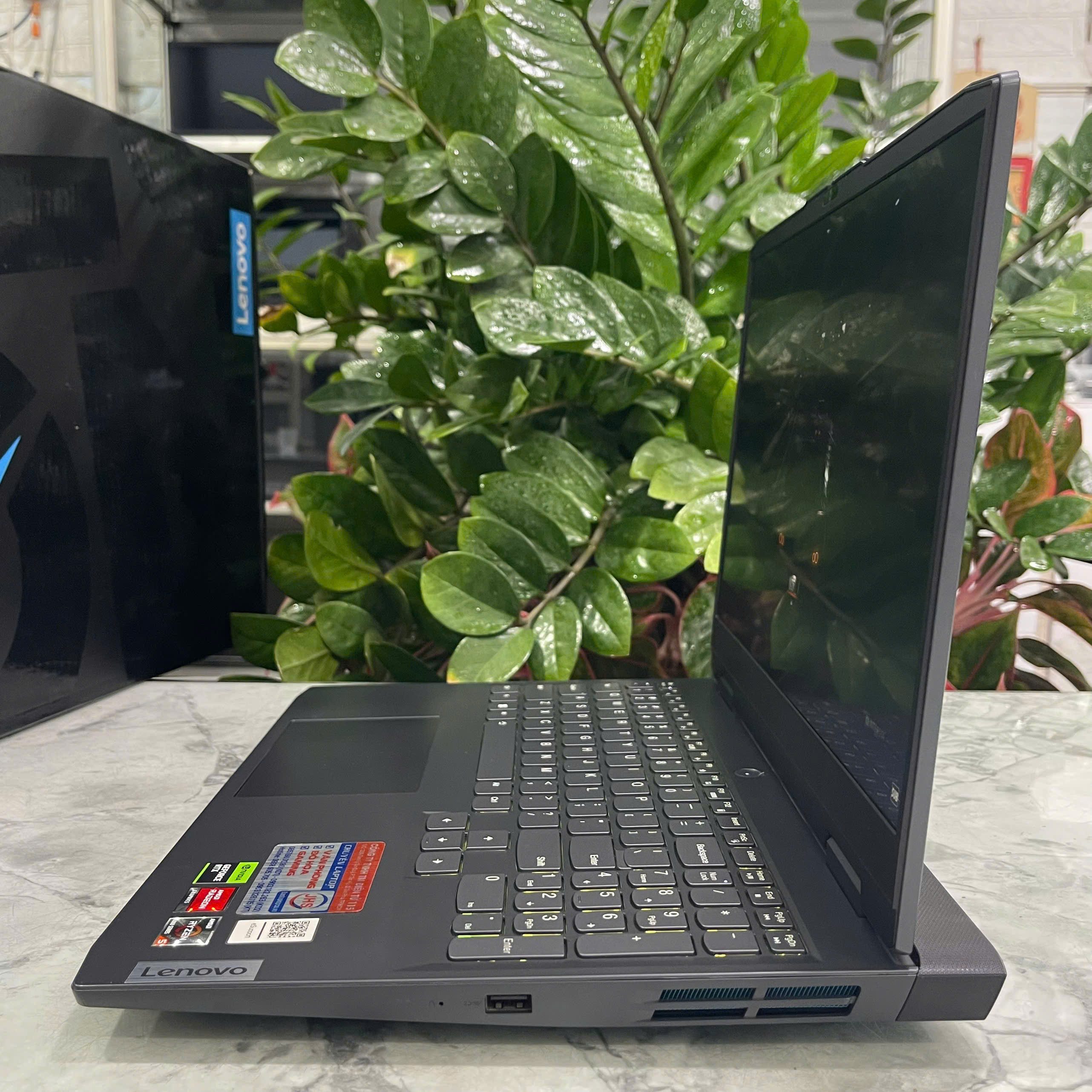 Lenovo IdeaPad Gaming 3 15ARH7 Máy LikeNew (BẢO HÀNH HÃNG) Ryzen 5 5600H Ram 16GB  Ssd 512gb VGA RTX3050 (4GB GDDR6) Màn 15,6" Fhd (1920x1080) IPS  120Hz