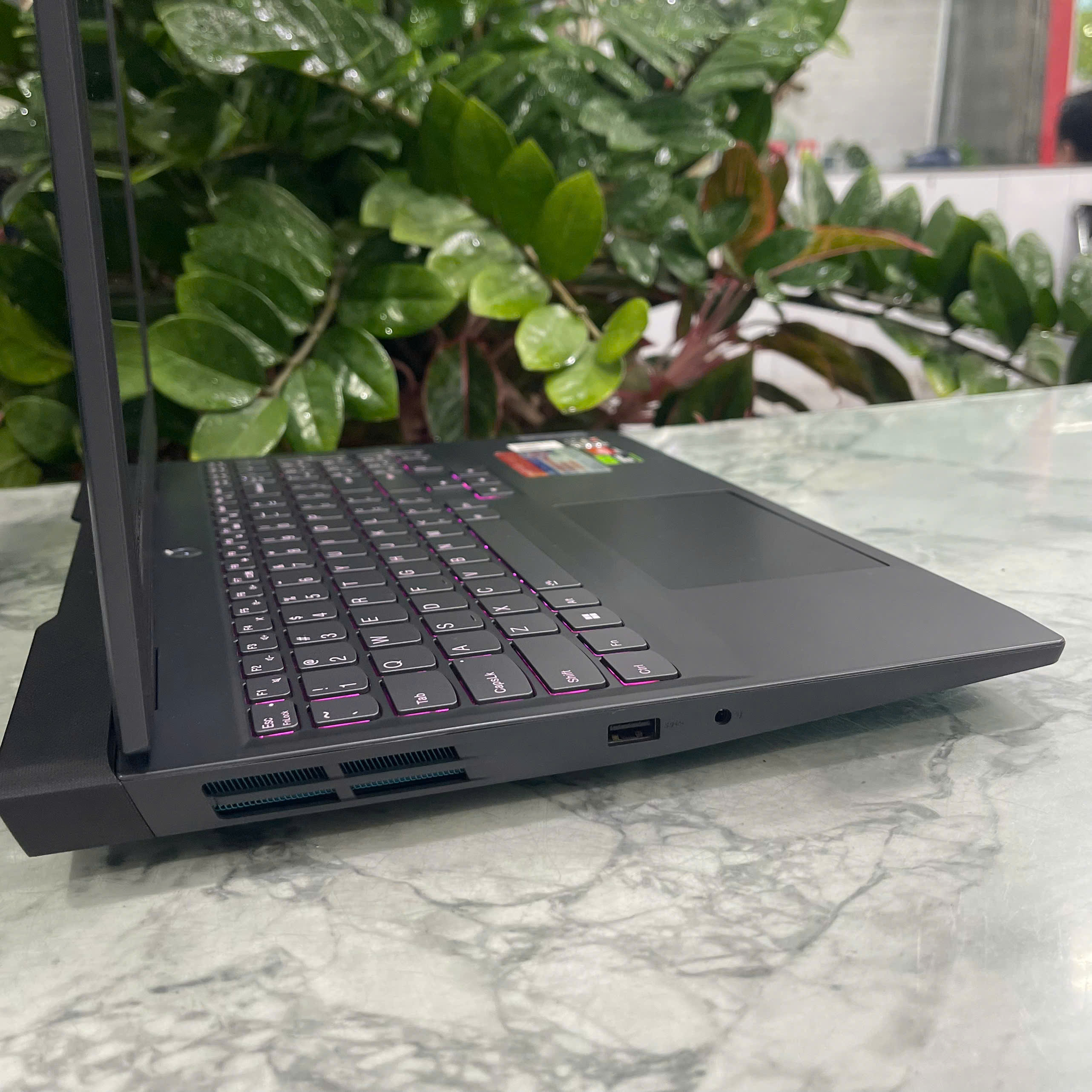 Lenovo IdeaPad Gaming 3 15ARH7 Máy LikeNew (BẢO HÀNH HÃNG) Ryzen 5 5600H Ram 16GB  Ssd 512gb VGA RTX3050 (4GB GDDR6) Màn 15,6" Fhd (1920x1080) IPS  120Hz
