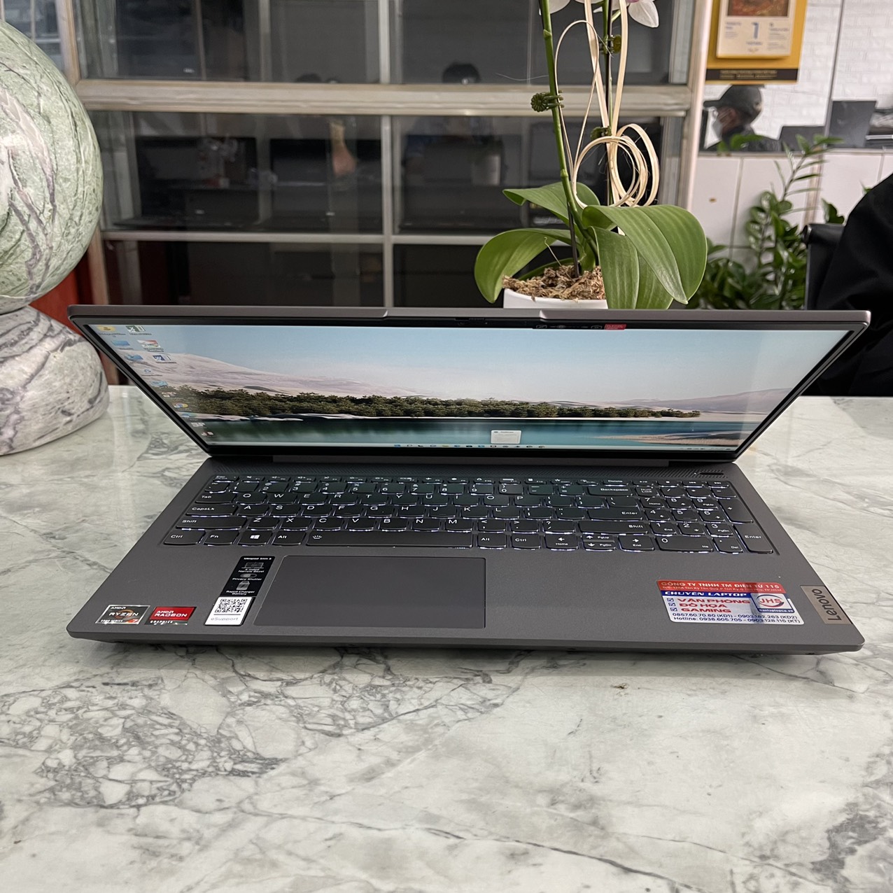 Lenovo IdeaPad Slim 5 15ALC05 (82LN00Q1SB) Máy LikeNew  Ryzen 7-5700U Ram 16gb Ssd 512gb Màn Hình 15.6'' FullHD IPS