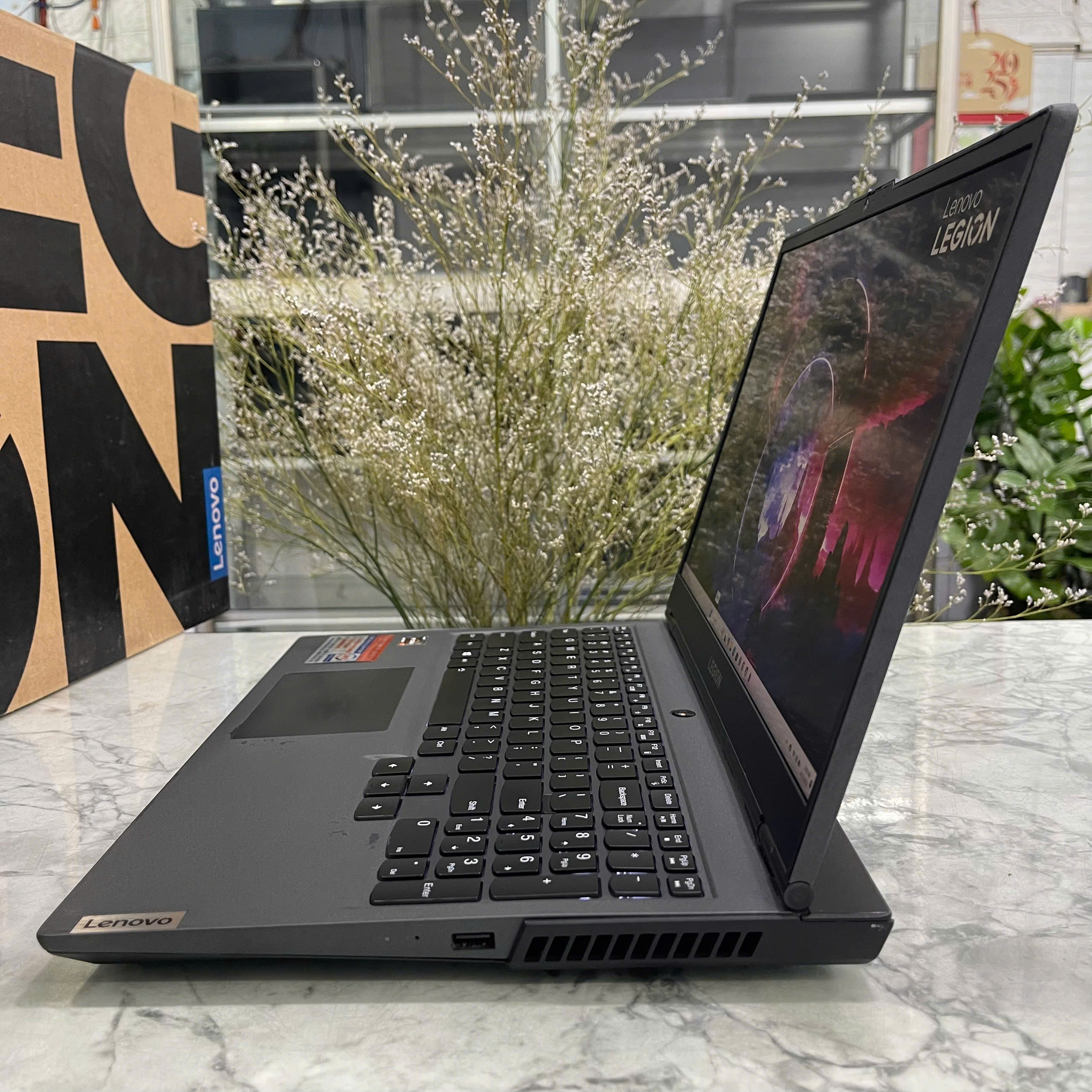 Lenovo Legion 5 15ARH05 Ryzen 7 4800H Ram 16Gb Ssd 512Gb  VGA GTX 1650Ti (4GB GDDR6) Màn Hình 15.6 Inch Fhd IPS 120Hz 100% sRGB