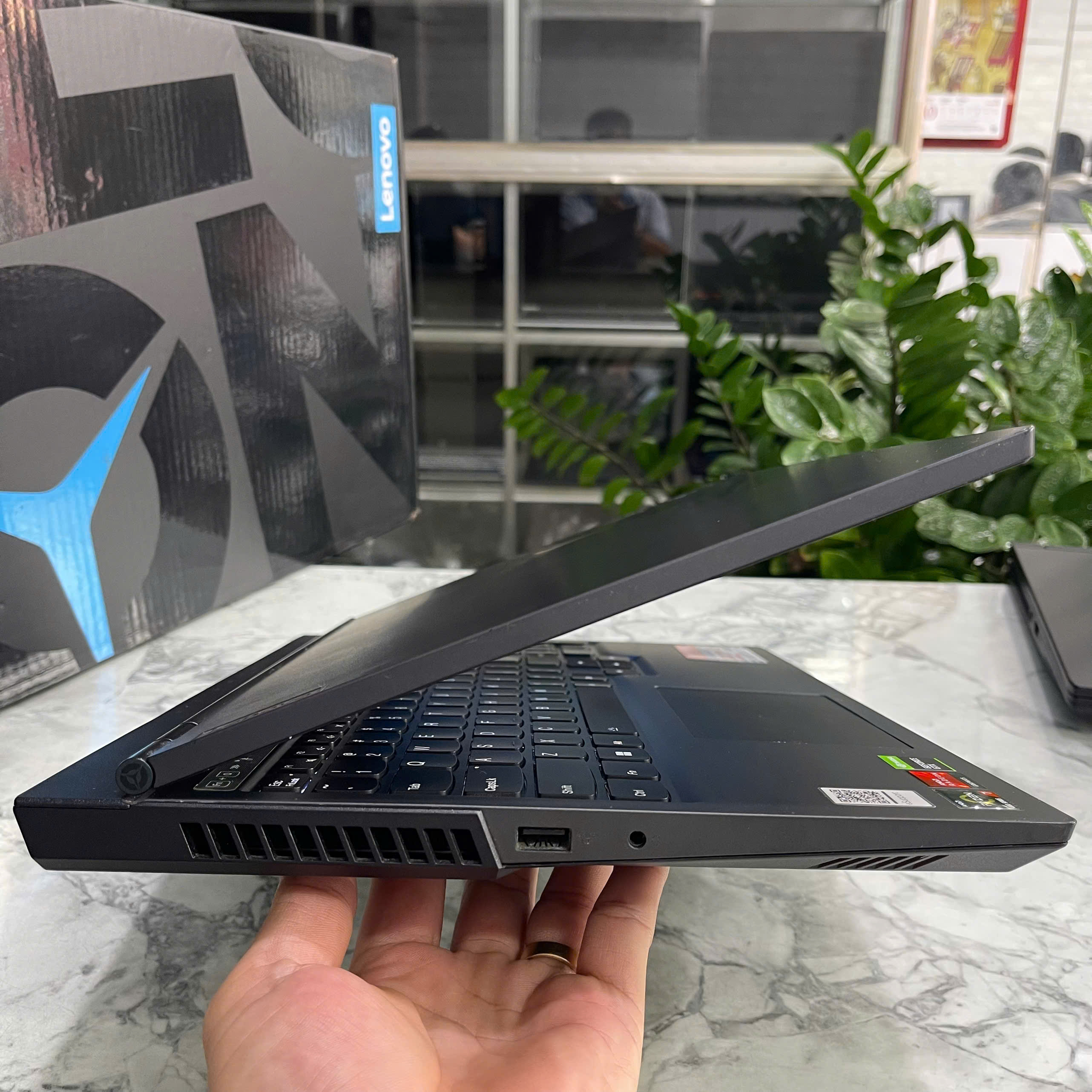 Lenovo Legion 5 15ARH05H Máy LikeNew Ryzen 7 4800H Ram 16gb Ssd 512gb GTX 1660 Ti 6GB Màn Hình 15.6''Inch IPS 144Hz