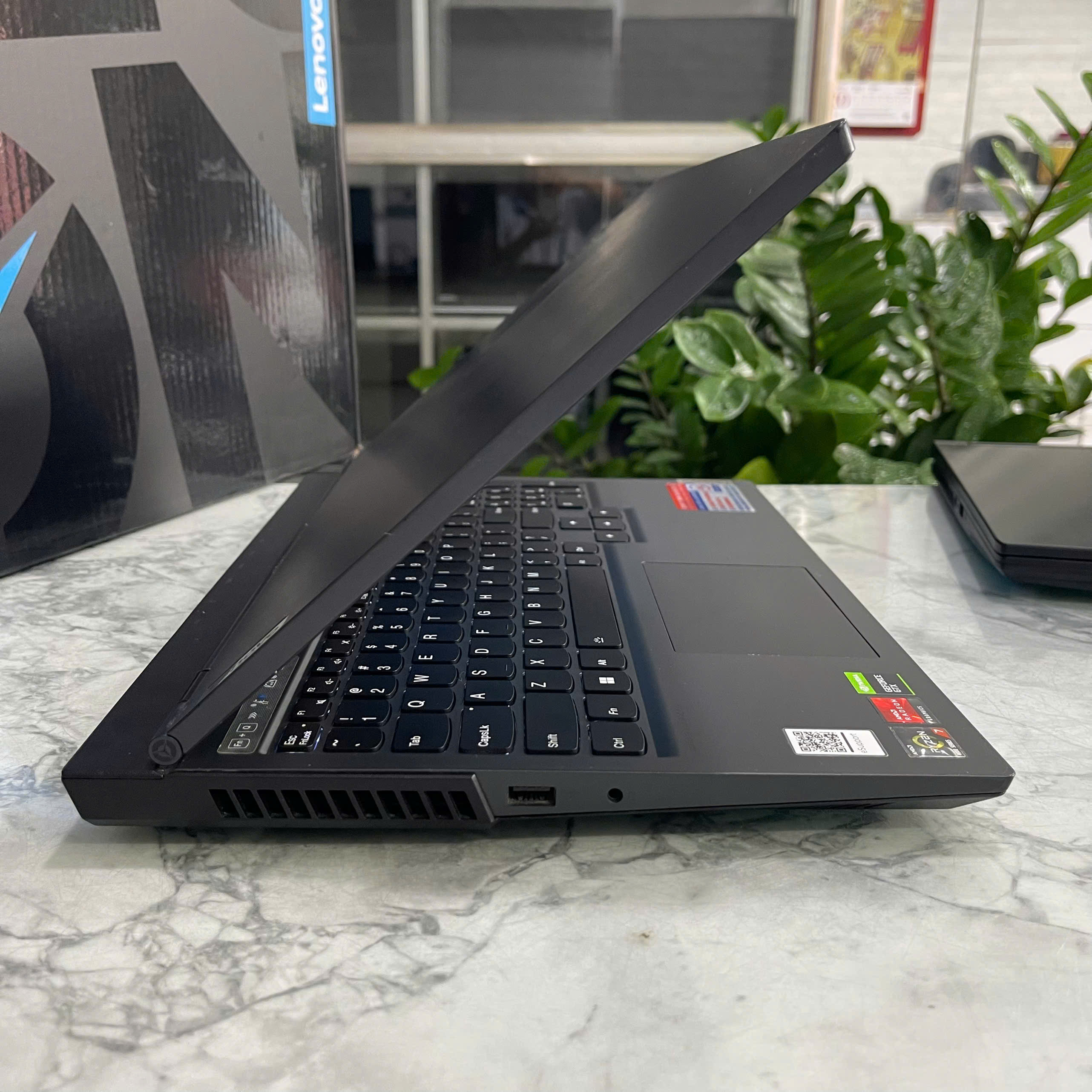 Lenovo Legion 5 15ARH05H Máy LikeNew Ryzen 7 4800H Ram 16gb Ssd 512gb GTX 1660 Ti 6GB Màn Hình 15.6''Inch IPS 144Hz