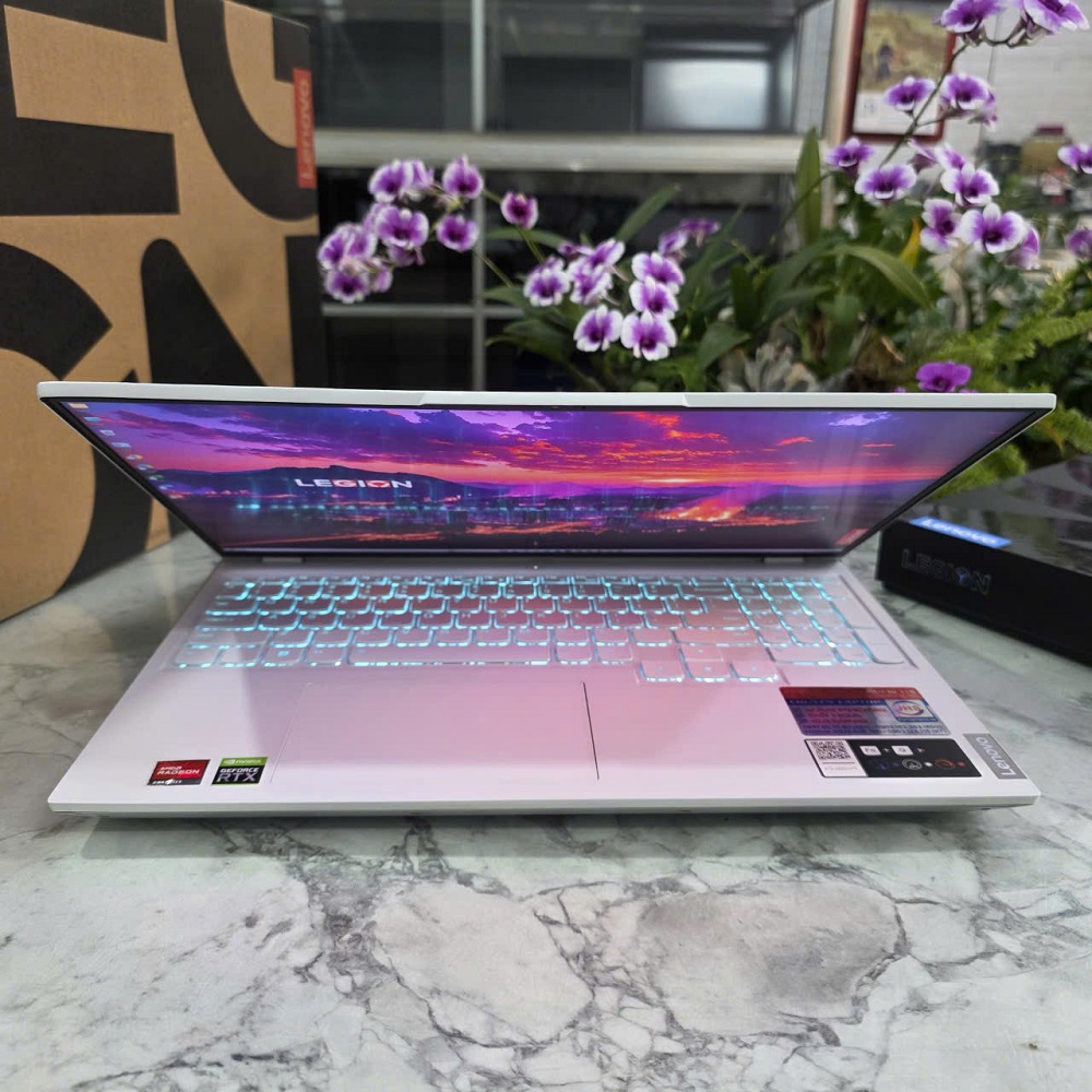  Lenovo Legion 5 Pro 16ARH7H Máy LikeNew - BẢO HÀNH HÃNG RYZEN 7-6800H RAM 16GB SSD 512GB RTX 3060 (6GB) MÀN HÌNH : 16 Inch 2K 165Hz, 100% sRGB