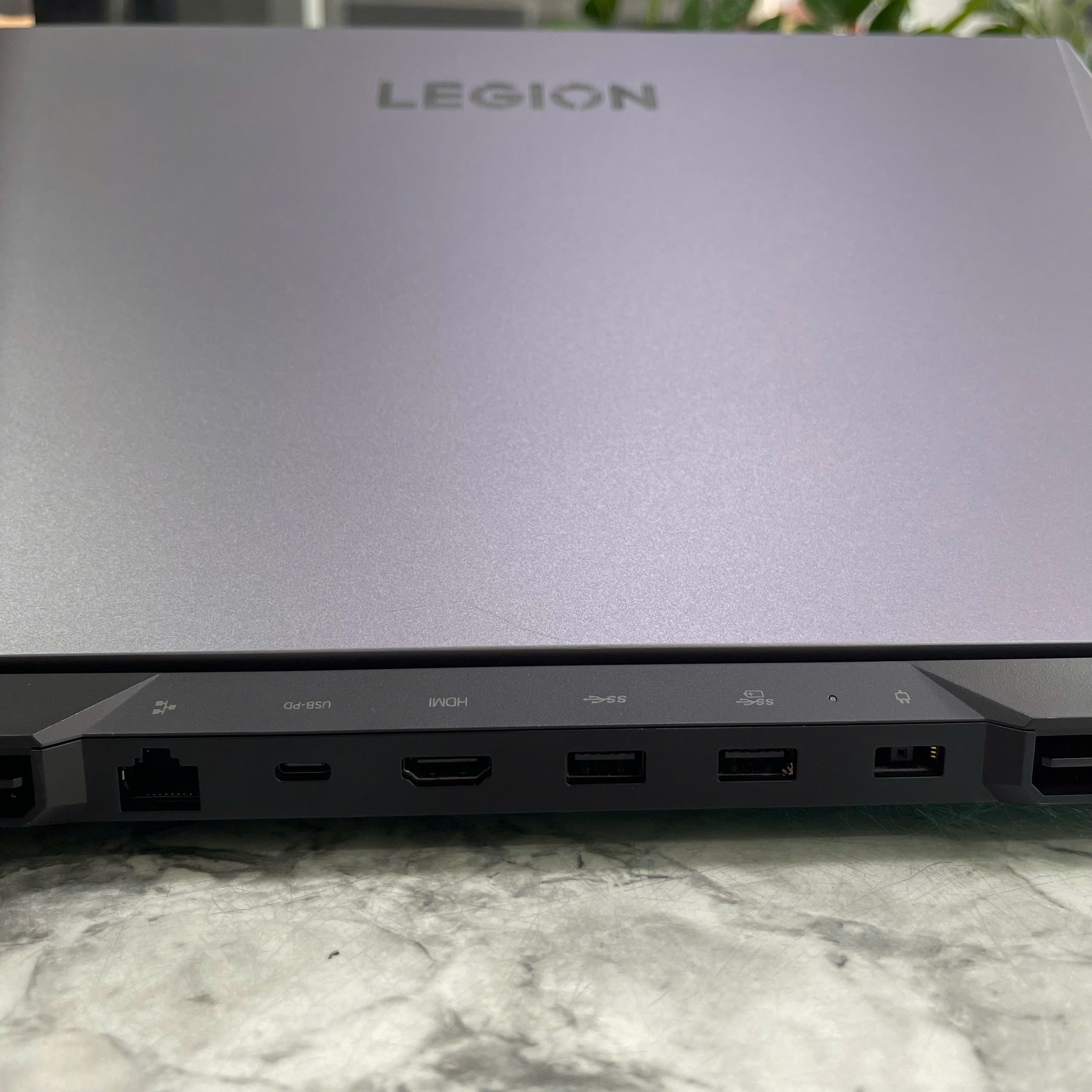 Lenovo Legion 5 Pro 16IAH7 Máy LikeNew Core I7-12700H Ram 16GB Ssd 512GB  RTX 3050Ti Màn Hình : 16 Inch 165Hz 100% sRGB, 500 nits