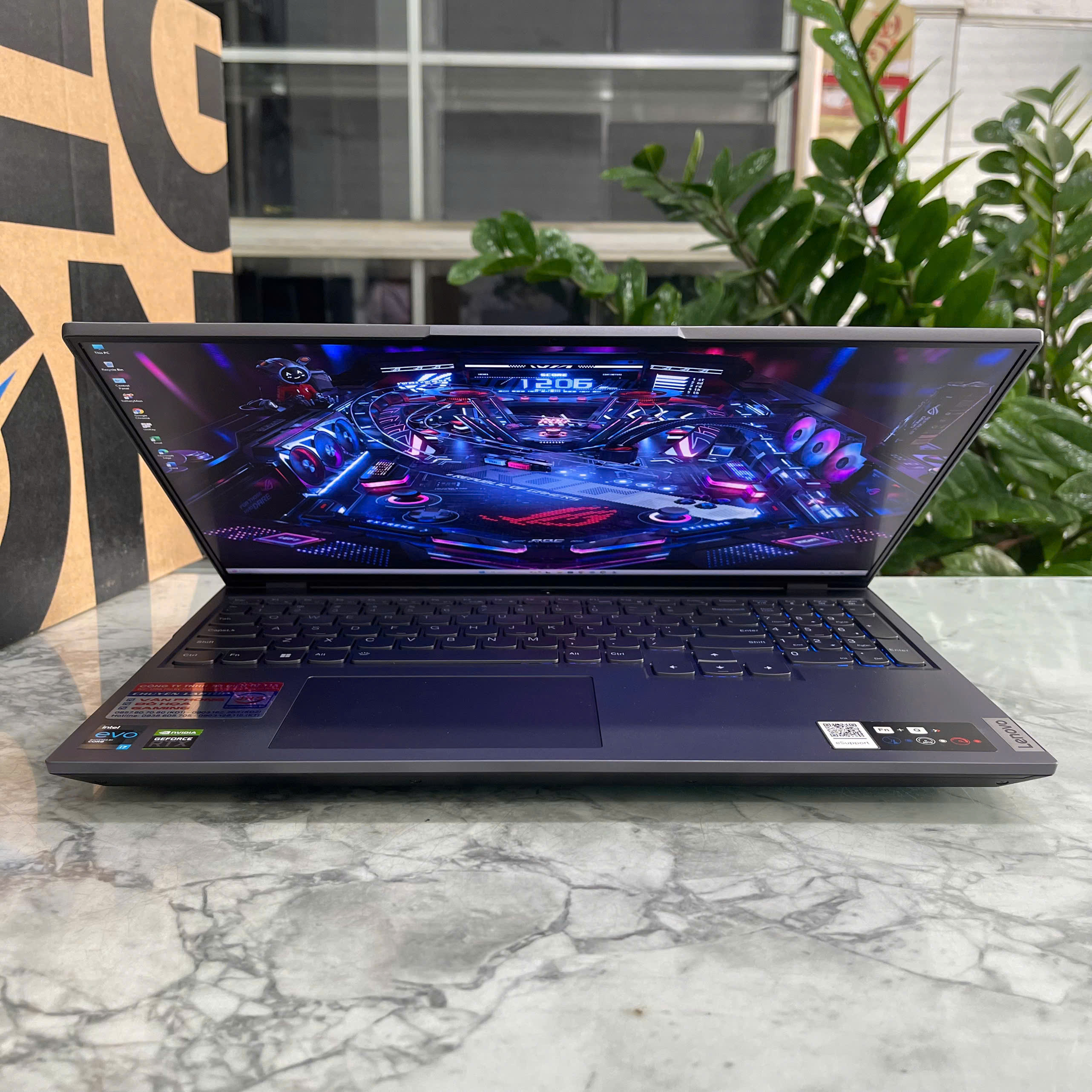 Lenovo Legion 5 Pro 16IAH7 Máy LikeNew Core I7-12700H Ram 16GB Ssd 512GB  RTX 3050Ti Màn Hình : 16 Inch 165Hz 100% sRGB, 500 nits