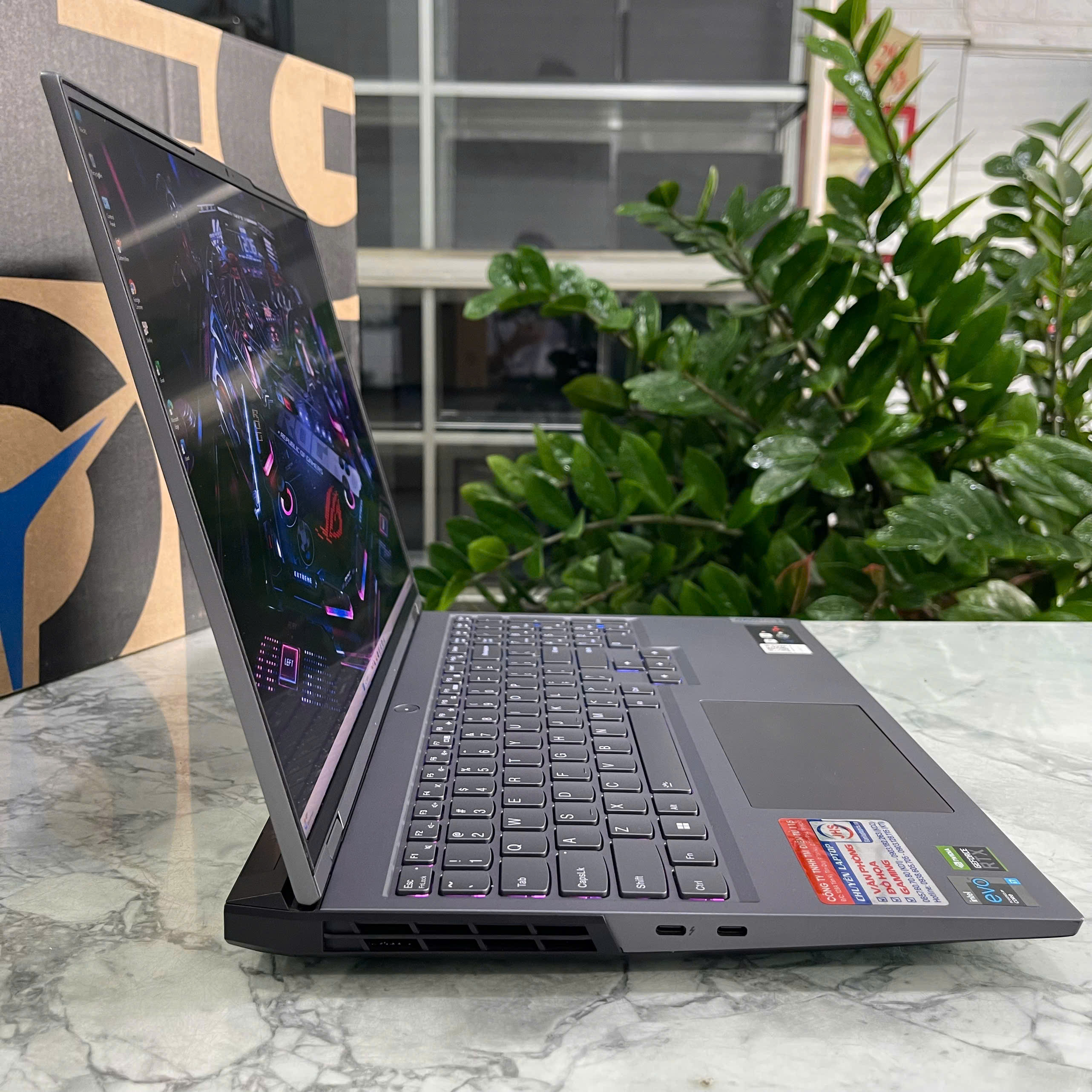 Lenovo Legion 5 Pro 16IAH7 Máy LikeNew Core I7-12700H Ram 16GB Ssd 512GB  RTX 3050Ti Màn Hình : 16 Inch 165Hz 100% sRGB, 500 nits