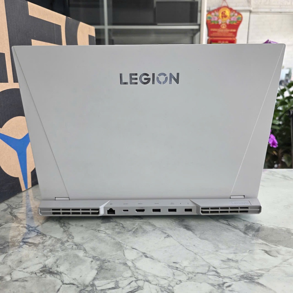 Lenovo Legion 5 Pro 16IAH7H Máy LikeNew - BẢO HÀNH HÃNG  CORE I7-12700H RAM 16GB  SSD 512GB VÀ SSD 512GB  RTX 3070Ti 8GB GDDR6 MÀN HÌNH :  16 Inch 2K 165Hz, 100% sRGB