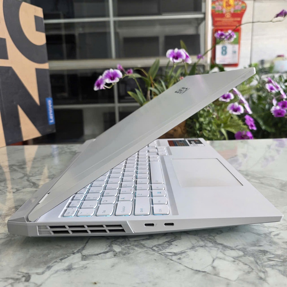 Lenovo Legion 5 Pro 16IAH7H Máy LikeNew - BẢO HÀNH HÃNG  CORE I7-12700H RAM 16GB  SSD 512GB VÀ SSD 512GB  RTX 3070Ti 8GB GDDR6 MÀN HÌNH :  16 Inch 2K 165Hz, 100% sRGB