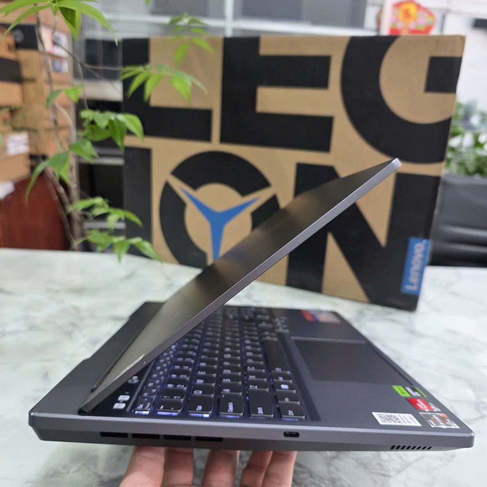  LENOVO LEGION 5 R7000 ARP8 RYZEN 7-7735H RAM 16GG SSD 512GB RTX™ 4060 8GB GDDR6 MÀN HÌNH : 15.6'' 15.6" WQHD 165Hz