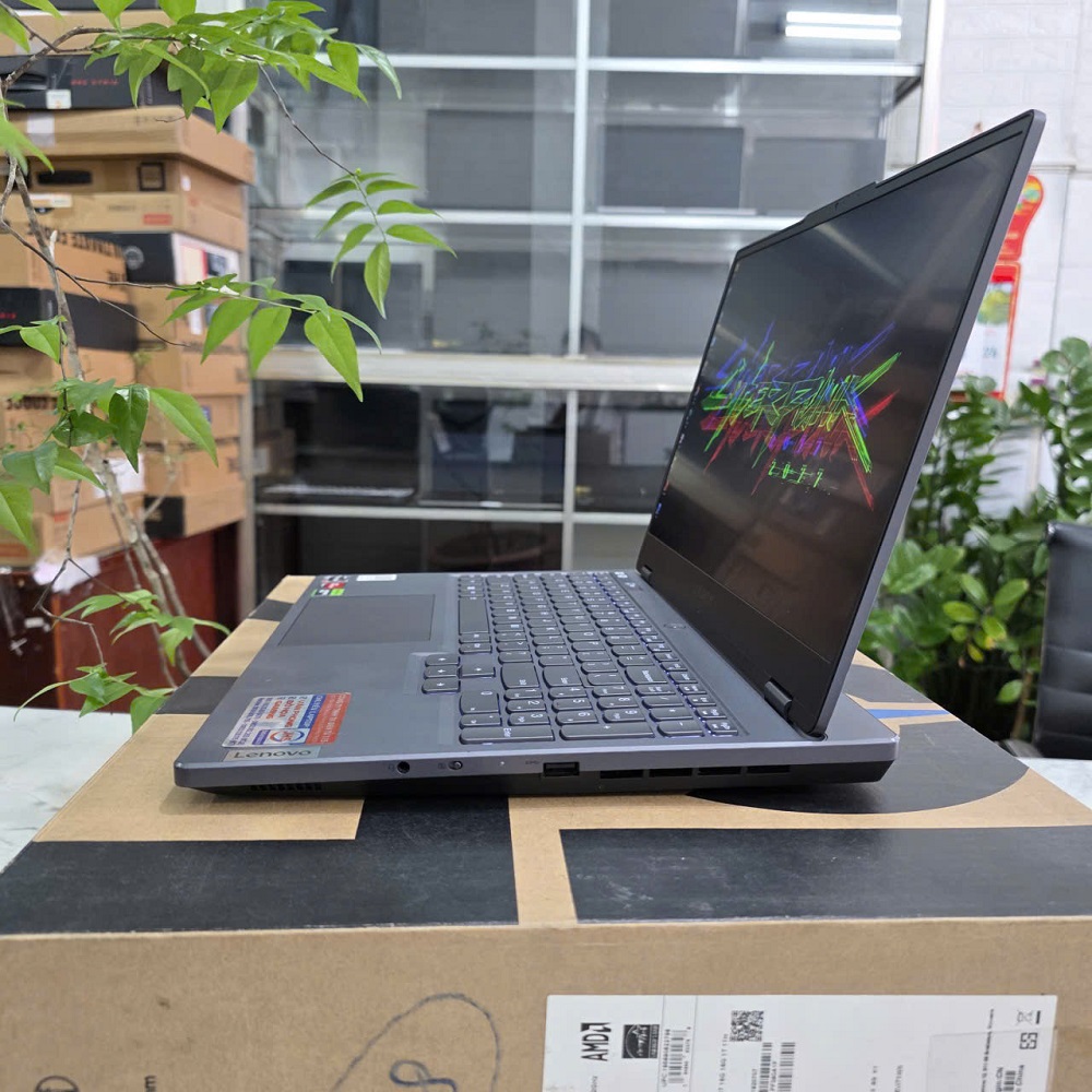  LENOVO LEGION 5 R7000 ARP8 RYZEN 7-7735H RAM 16GG SSD 512GB RTX™ 4060 8GB GDDR6 MÀN HÌNH : 15.6'' 15.6" WQHD 165Hz