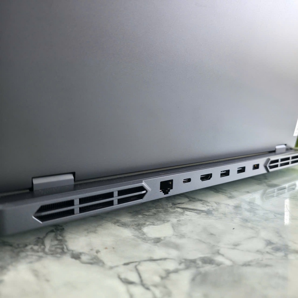  Lenovo Legion Pro 5 16IRX9 Máy LikeNew BẢO HÀNH HÃNG 2 NĂM CORE I9-14900HX RAM 32GB SSD 1.000GB RTX 4060 8GB GDDR6 MÀN HÌNH : 16 Inch WQXGA 240/165Hz 100% sRGB