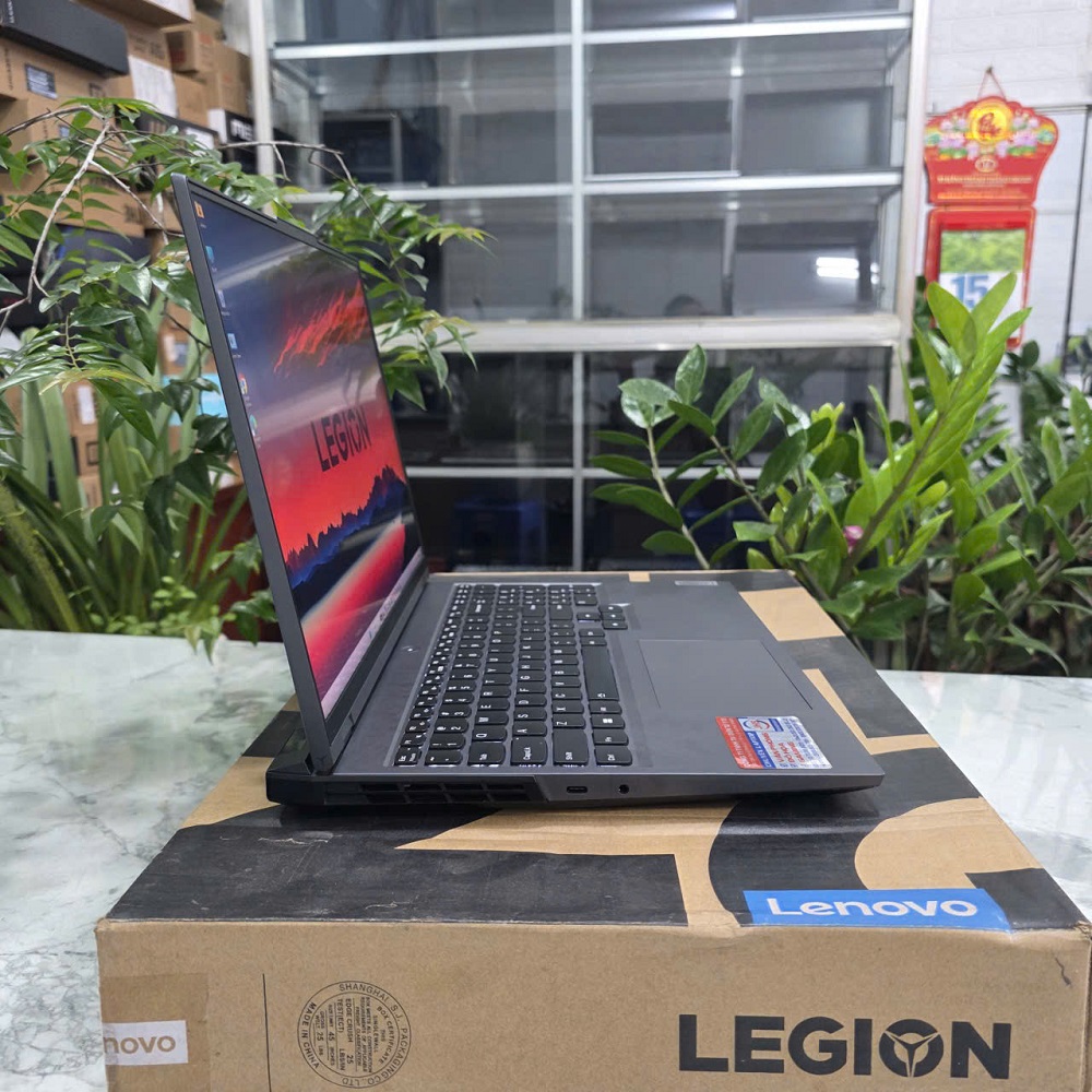 LENOVO LEGION R9000P 2021H RYZEN 7 5800H RAM 16G SSD 512GB NVIDIA RTX 3060 6GB MÀN HÌNH : 16” 2,5K 165Hz