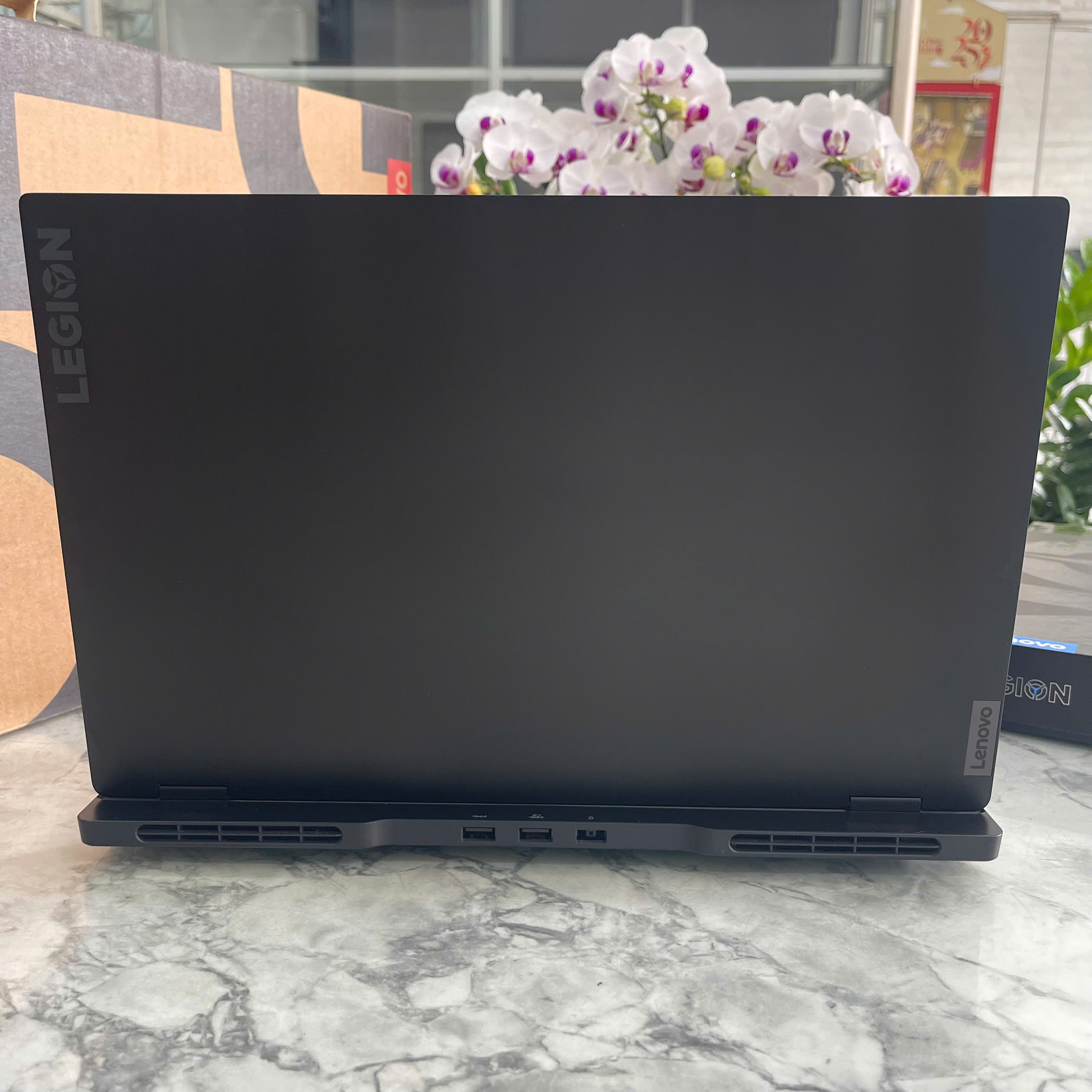 Lenovo  Legion S7 15ACH6 Máy LikeNew Ryzen 7 5800H RAM 16GB SSD  512GB RTX 3060 6GB Màn Hình : 15.6" 4K 60Hz 