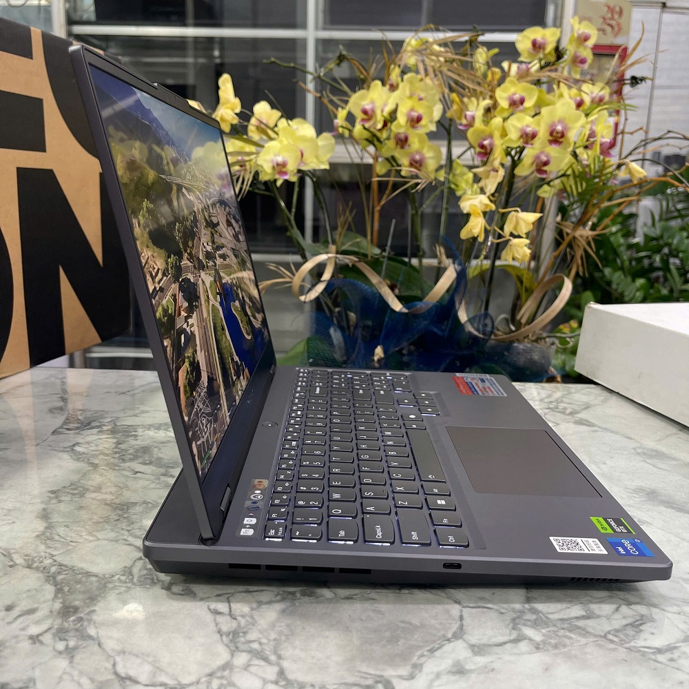 Lenovo  Legion Y7000 IRX9 (2024) Máy LikeNew Core I7-13650HX RAM 24GB SSD  512GB RTX 4060 8GB Màn hình 15.6 inch FHD 144Hz