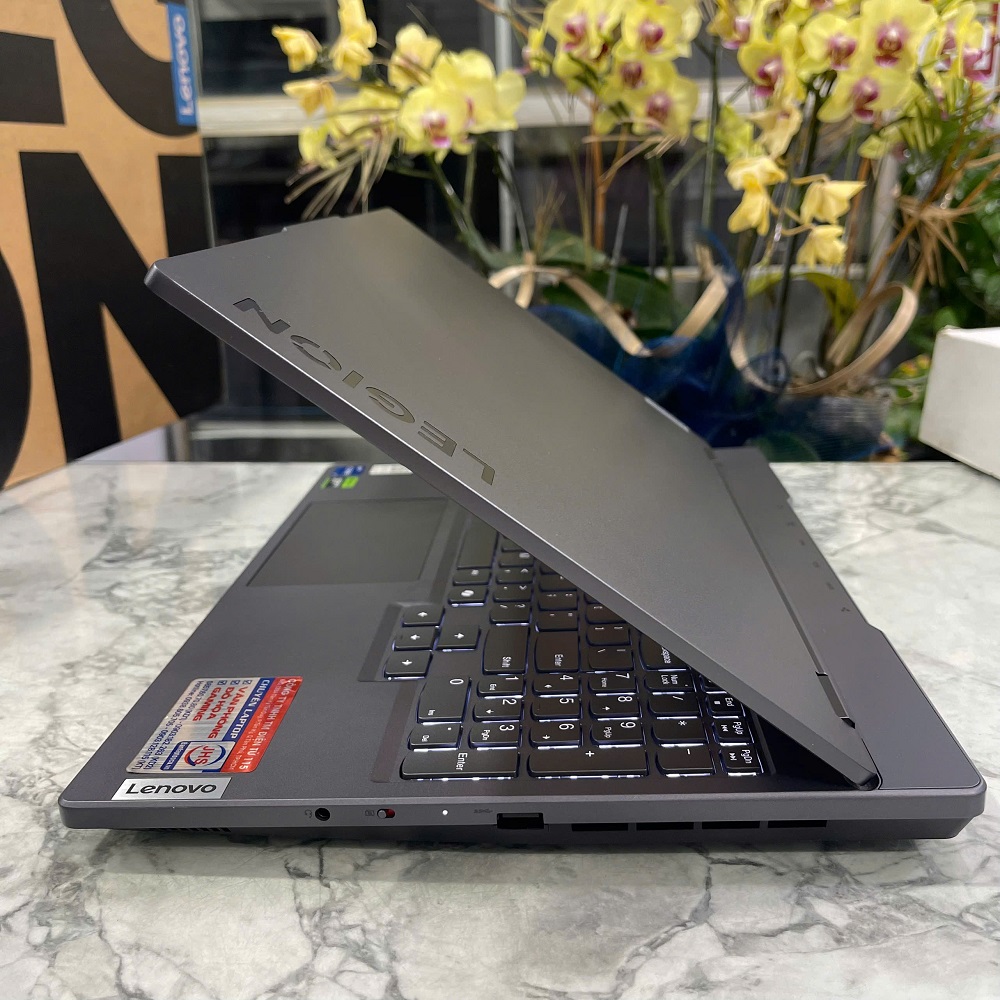 Lenovo  Legion Y7000 IRX9 (2024) Máy LikeNew Core I7-13650HX RAM 24GB SSD  512GB RTX 4060 8GB Màn hình 15.6 inch FHD 144Hz