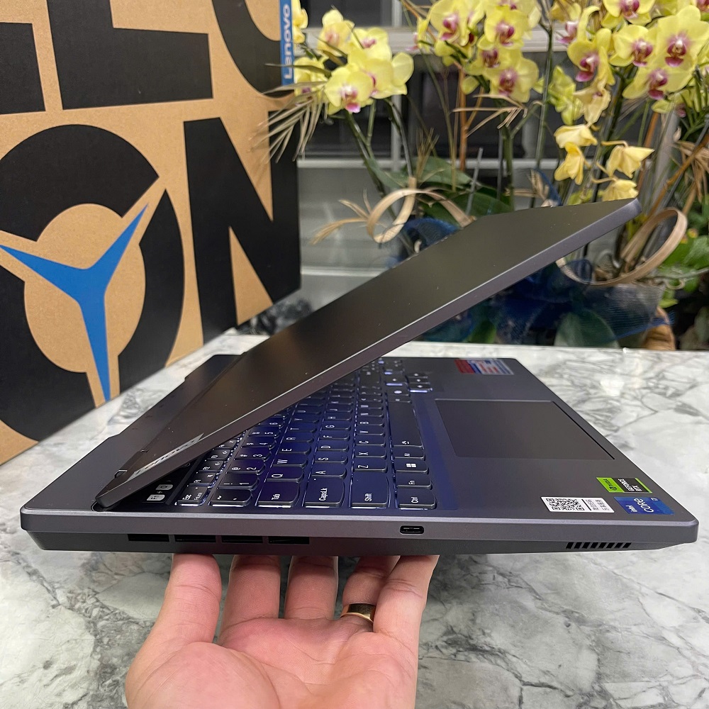 Lenovo  Legion Y7000 IRX9 (2024) Máy LikeNew Core I7-13650HX RAM 24GB SSD  512GB RTX 4060 8GB Màn hình 15.6 inch FHD 144Hz