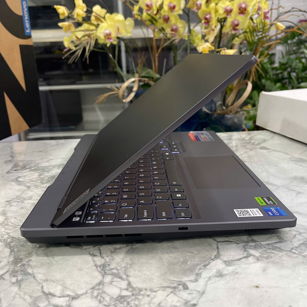 Lenovo  Legion Y7000 IRX9 (2024) Máy LikeNew Core I7-13650HX RAM 24GB SSD  512GB RTX 4060 8GB Màn hình 15.6 inch FHD 144Hz